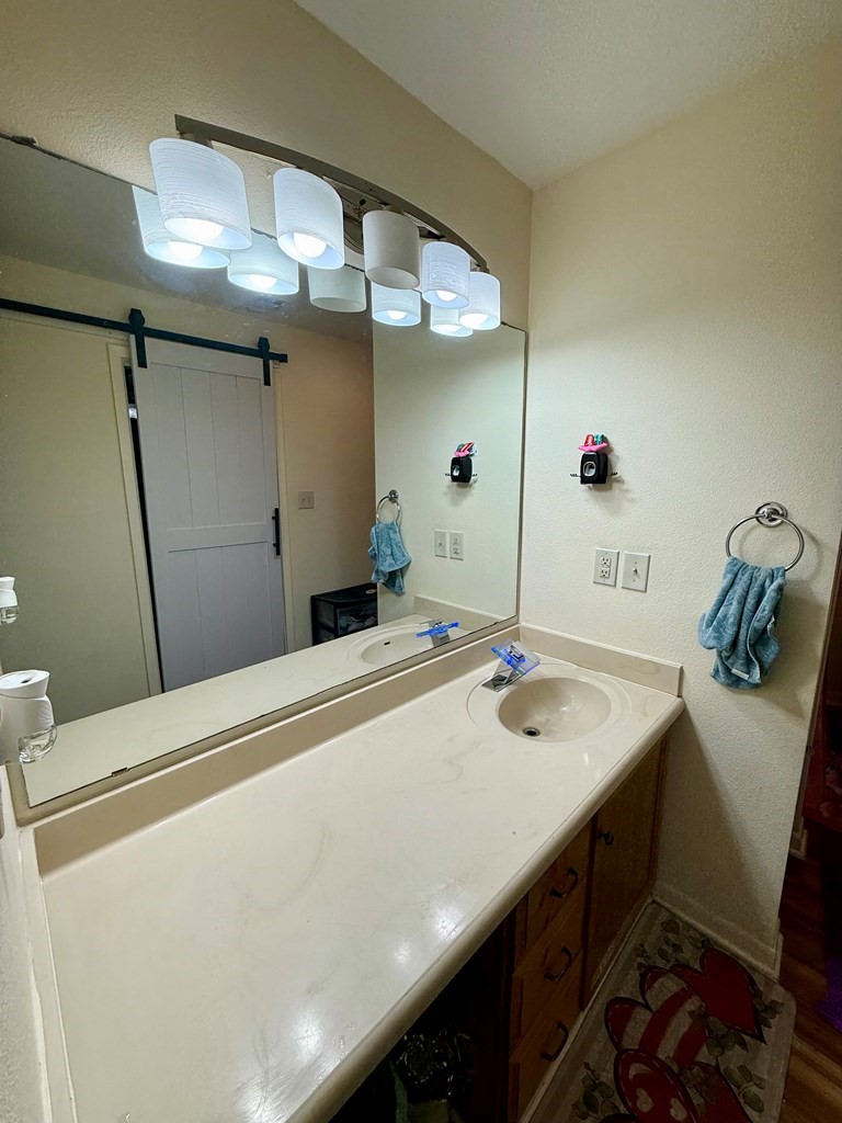 104 Zube Property Photo 21