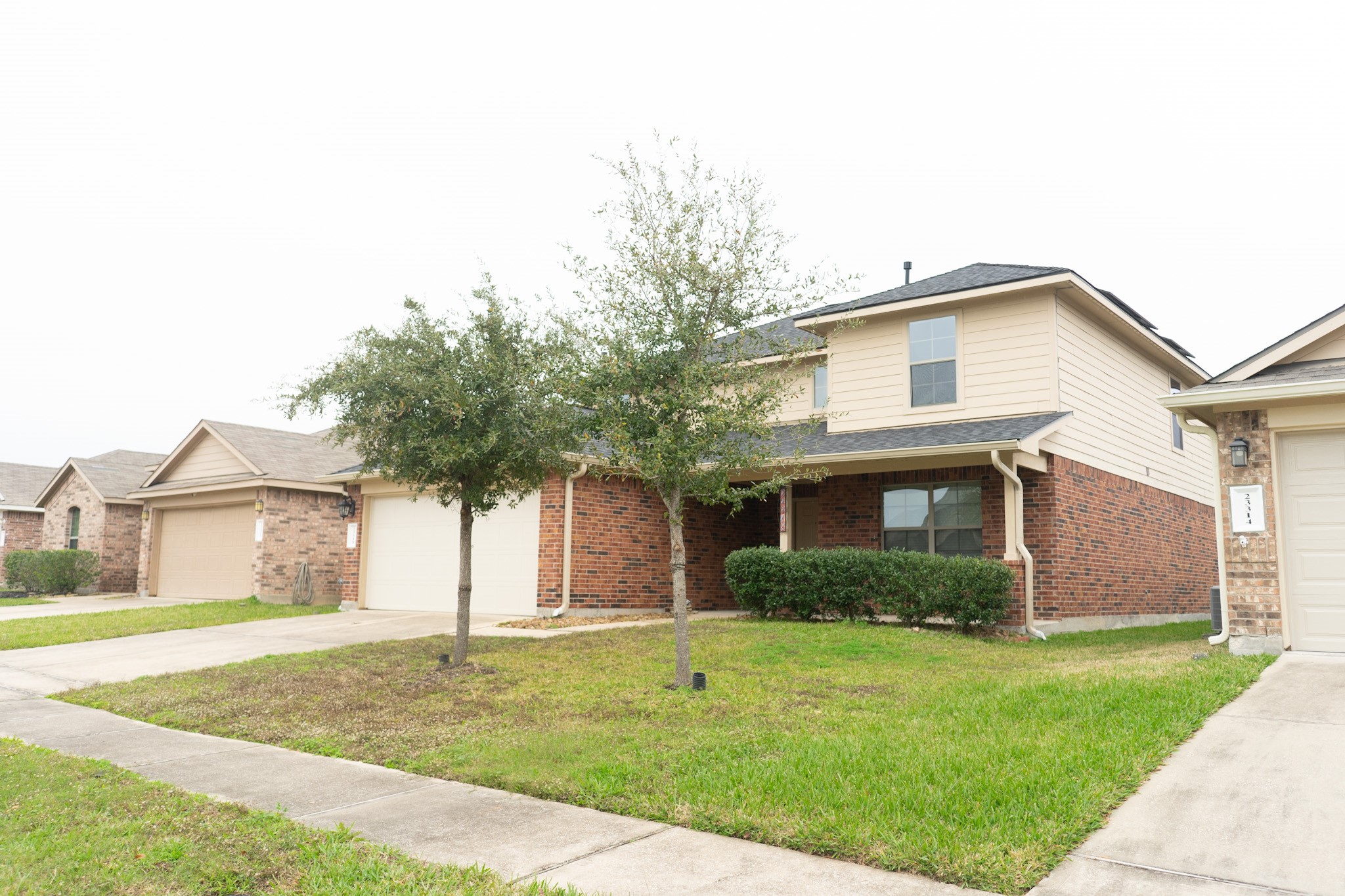 23318 Sawmill Pass Property Photo 2