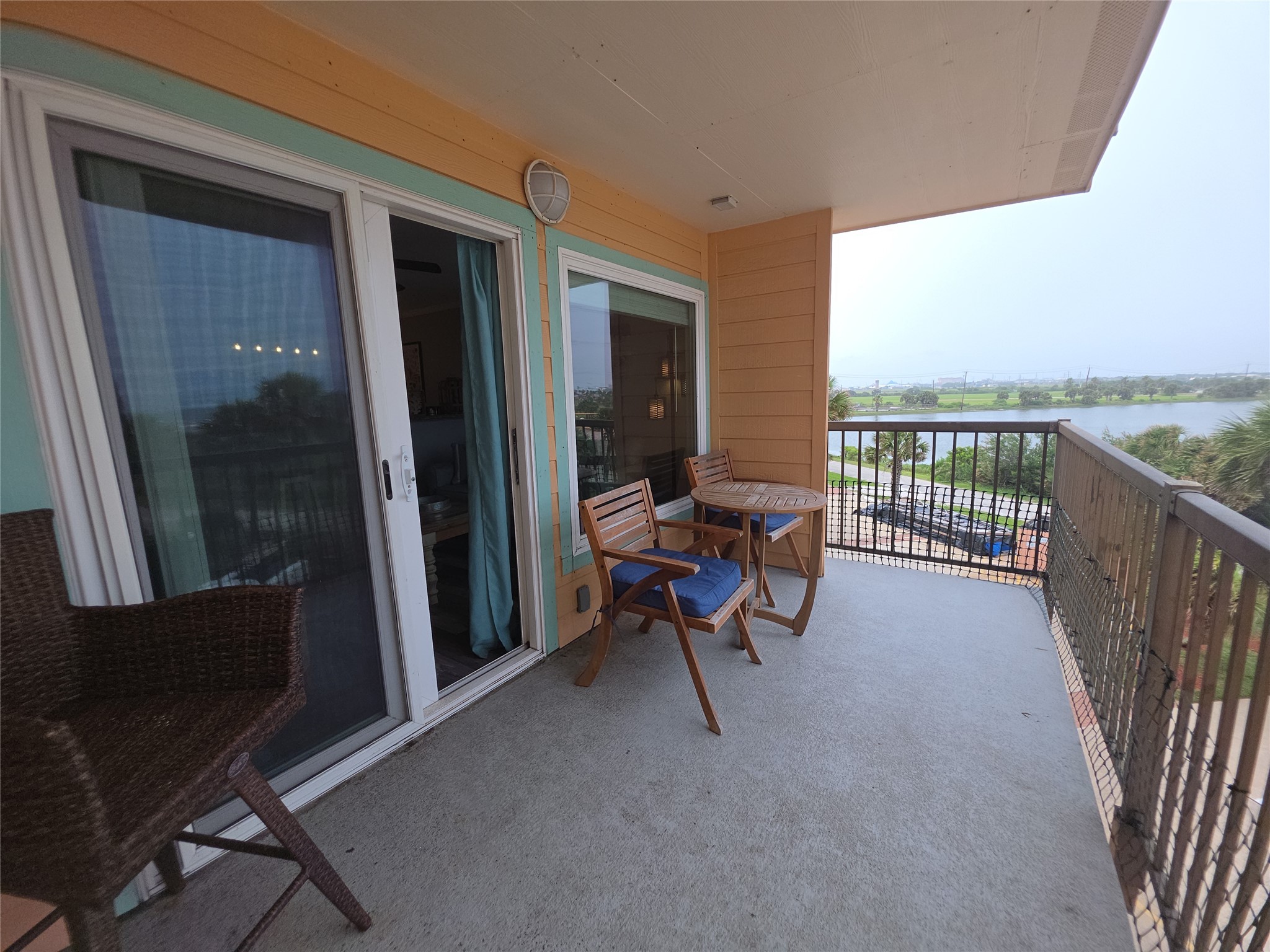 9520 Seawall Boulevard 216 Property Photo 8