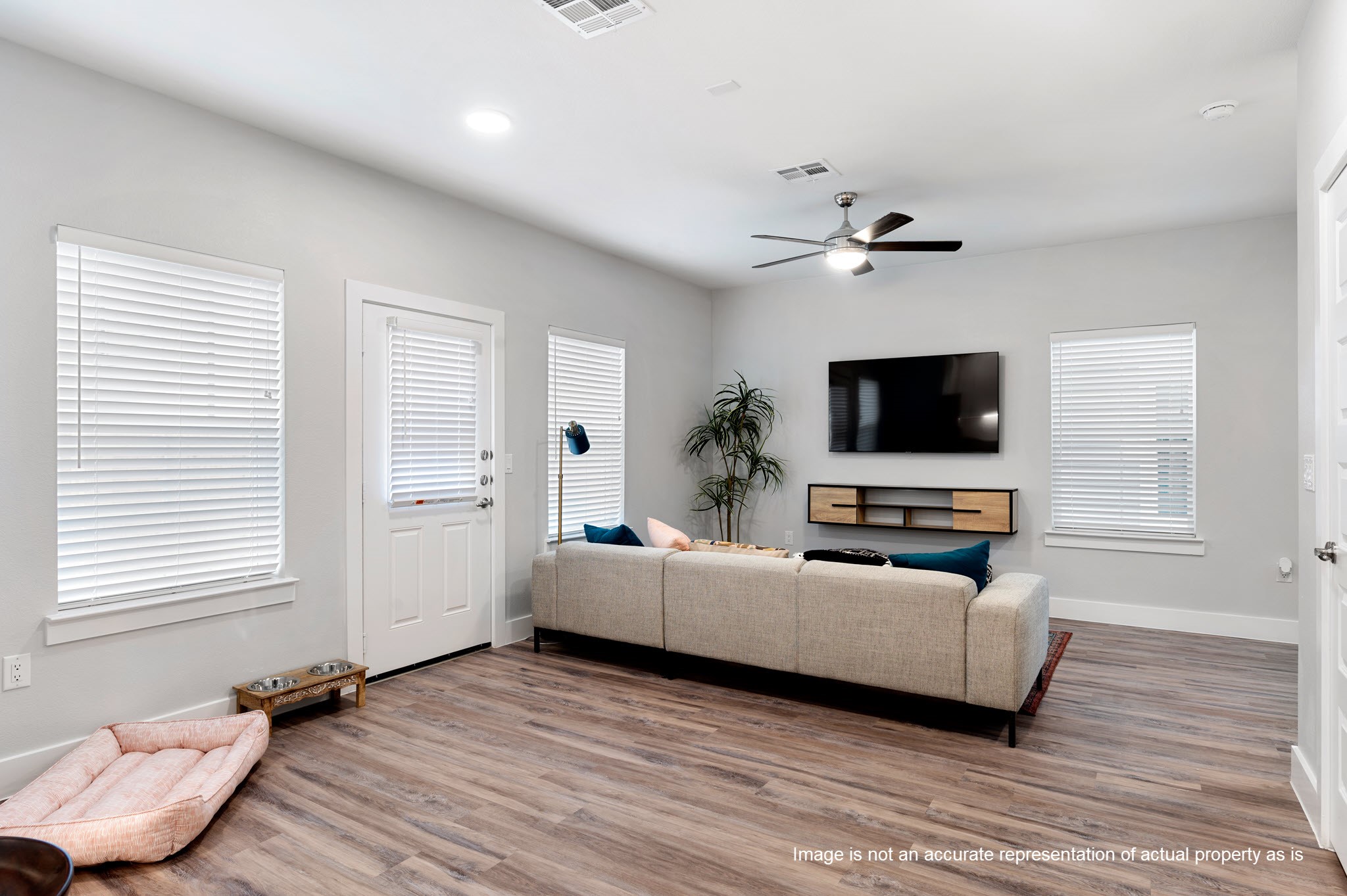 28325-207 Birnham Woods Drive Property Photo 16