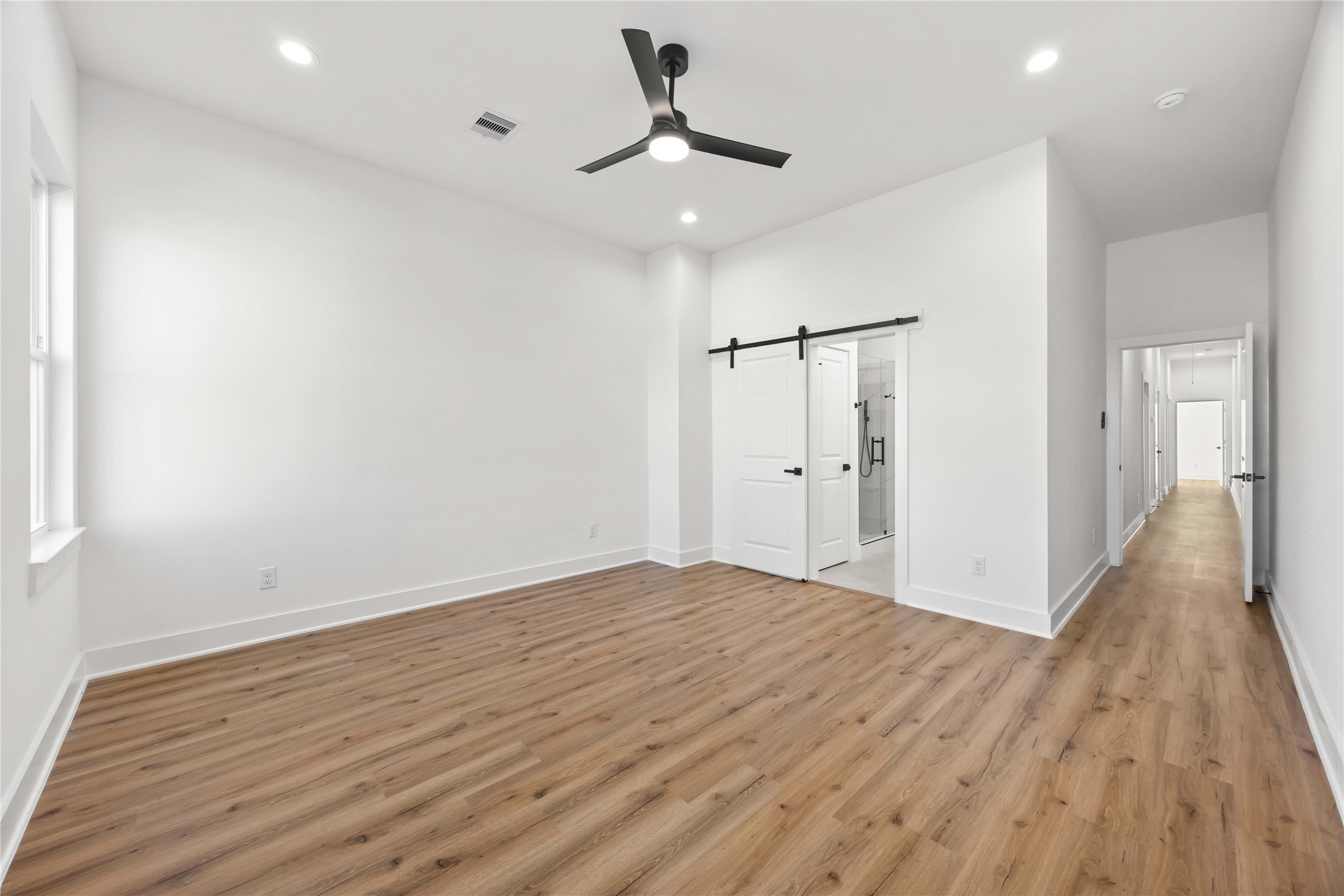 7719 Orebo Street Property Photo 8