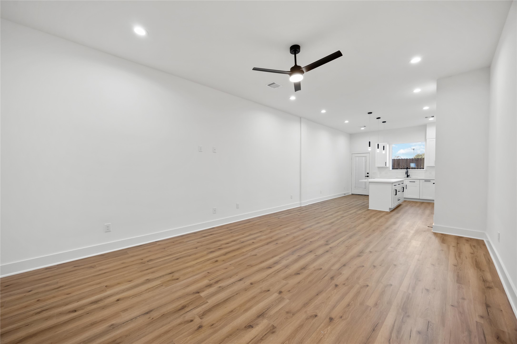 7719 Orebo Street Property Photo 15
