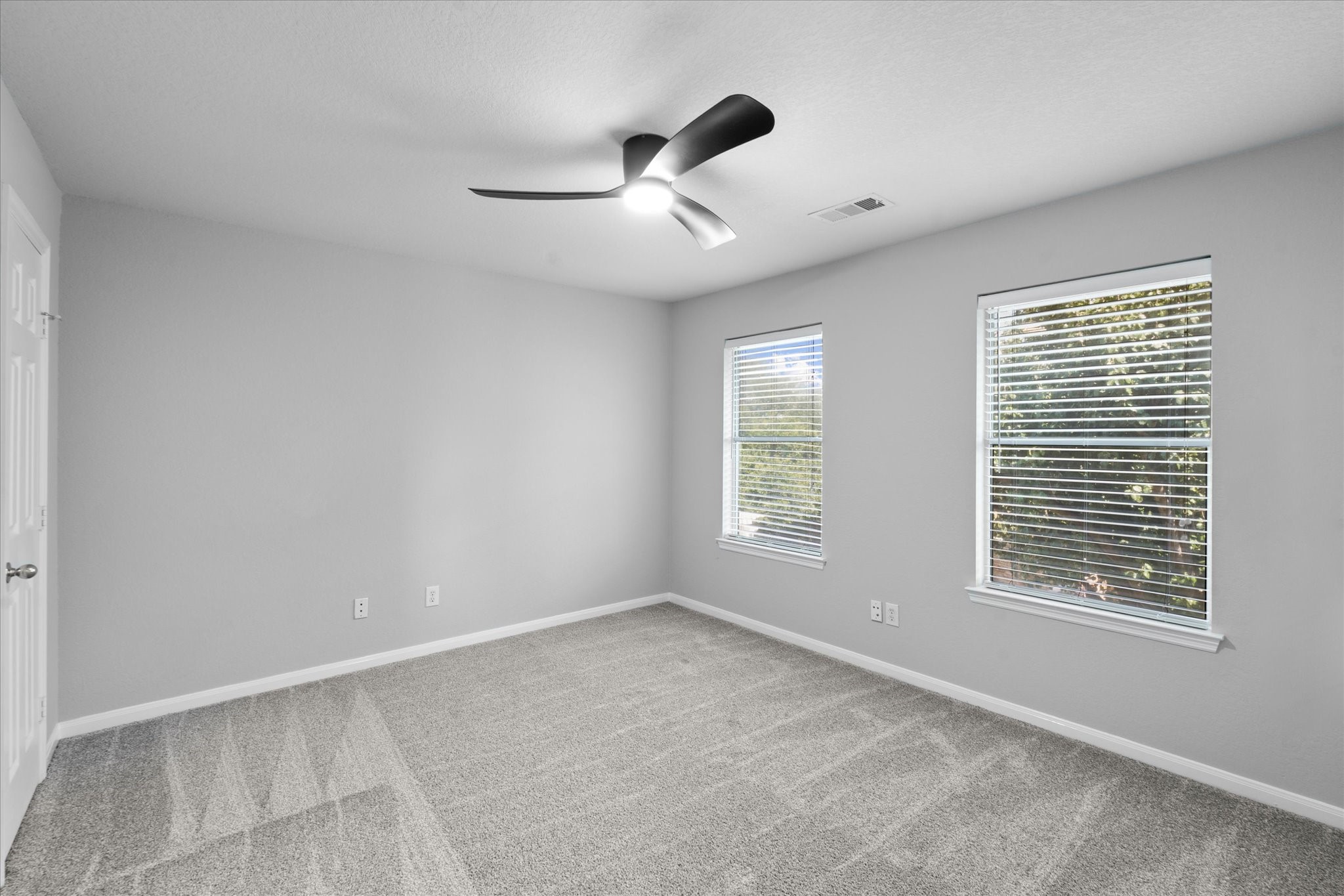7807 Glenn Cliff Drive Property Photo 19