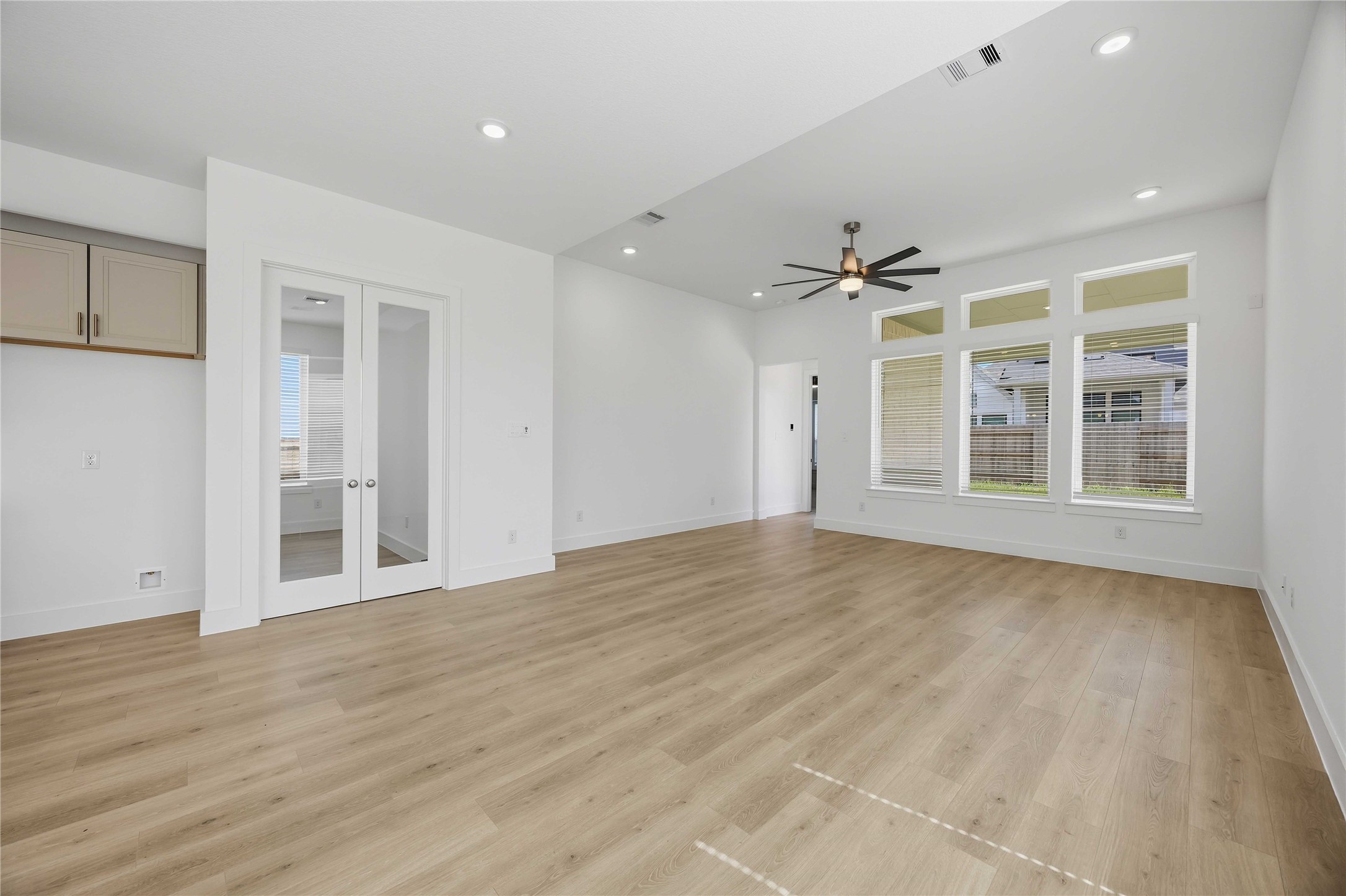 6223 Coyote Glade Drive Property Photo 11