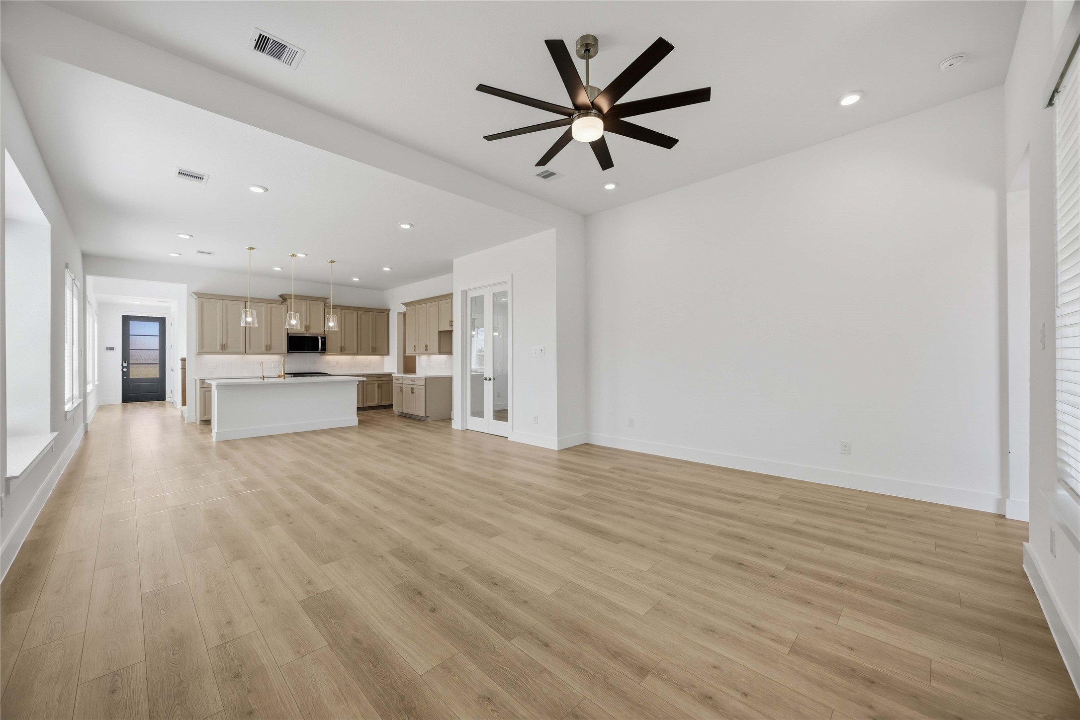6223 Coyote Glade Drive Property Photo 13