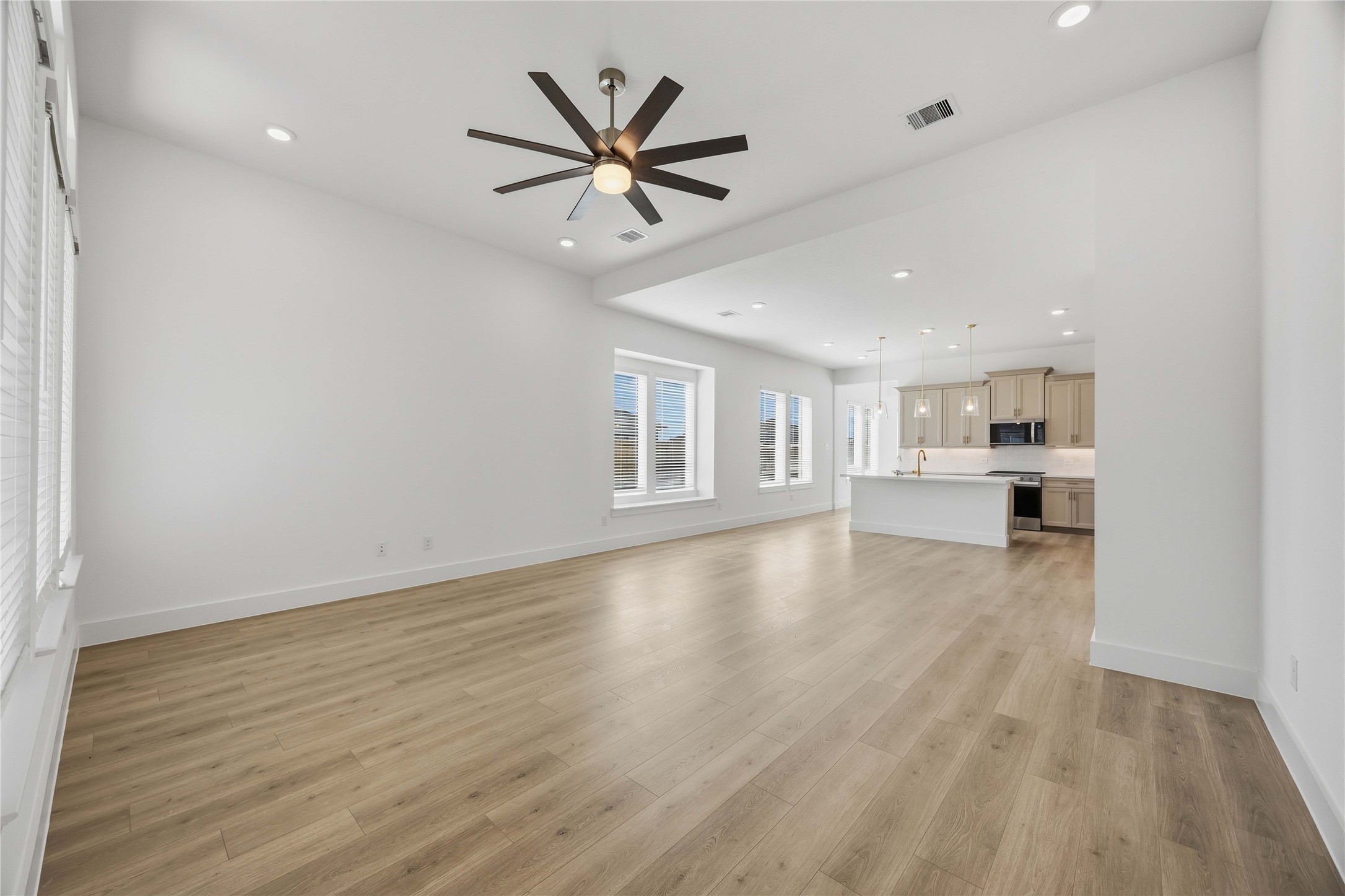 6223 Coyote Glade Drive Property Photo 14