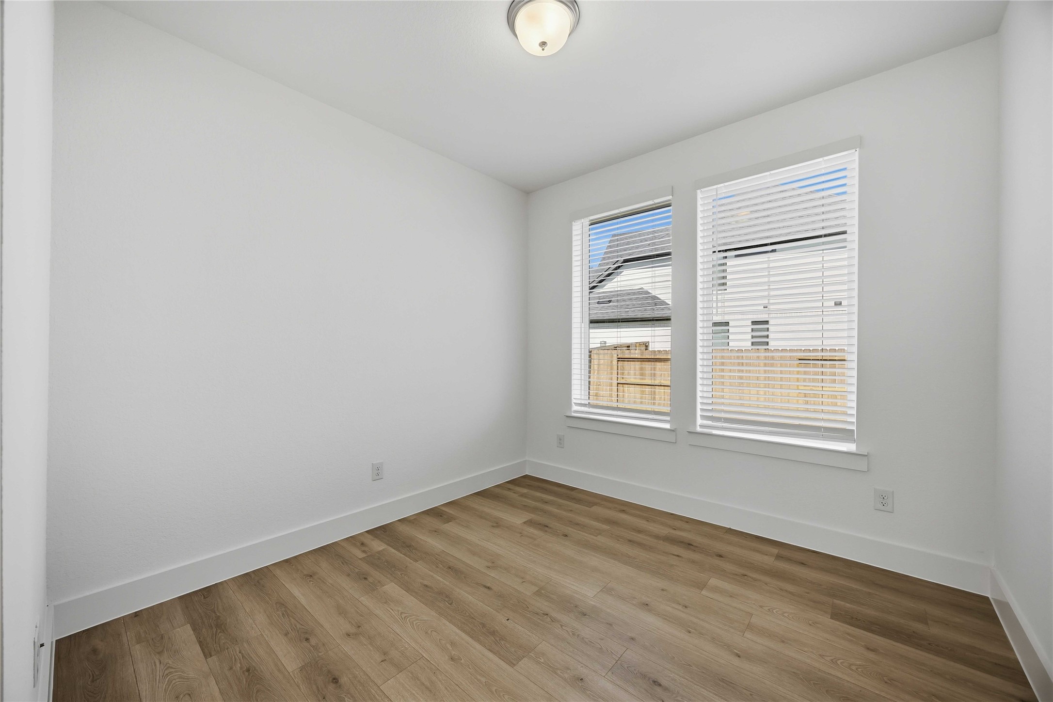 6223 Coyote Glade Drive Property Photo 15
