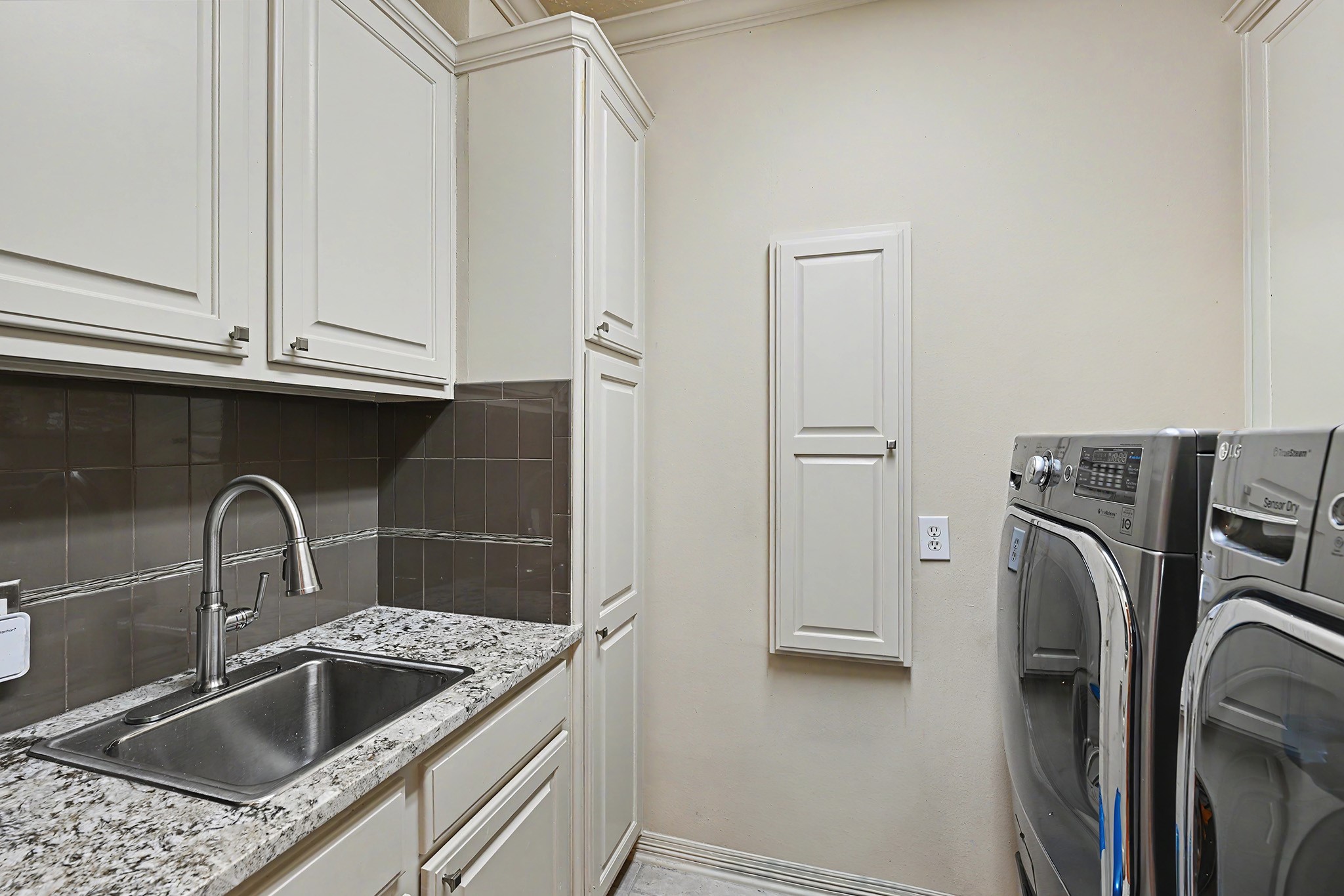 69 Wynden Oaks Drive Property Photo 27