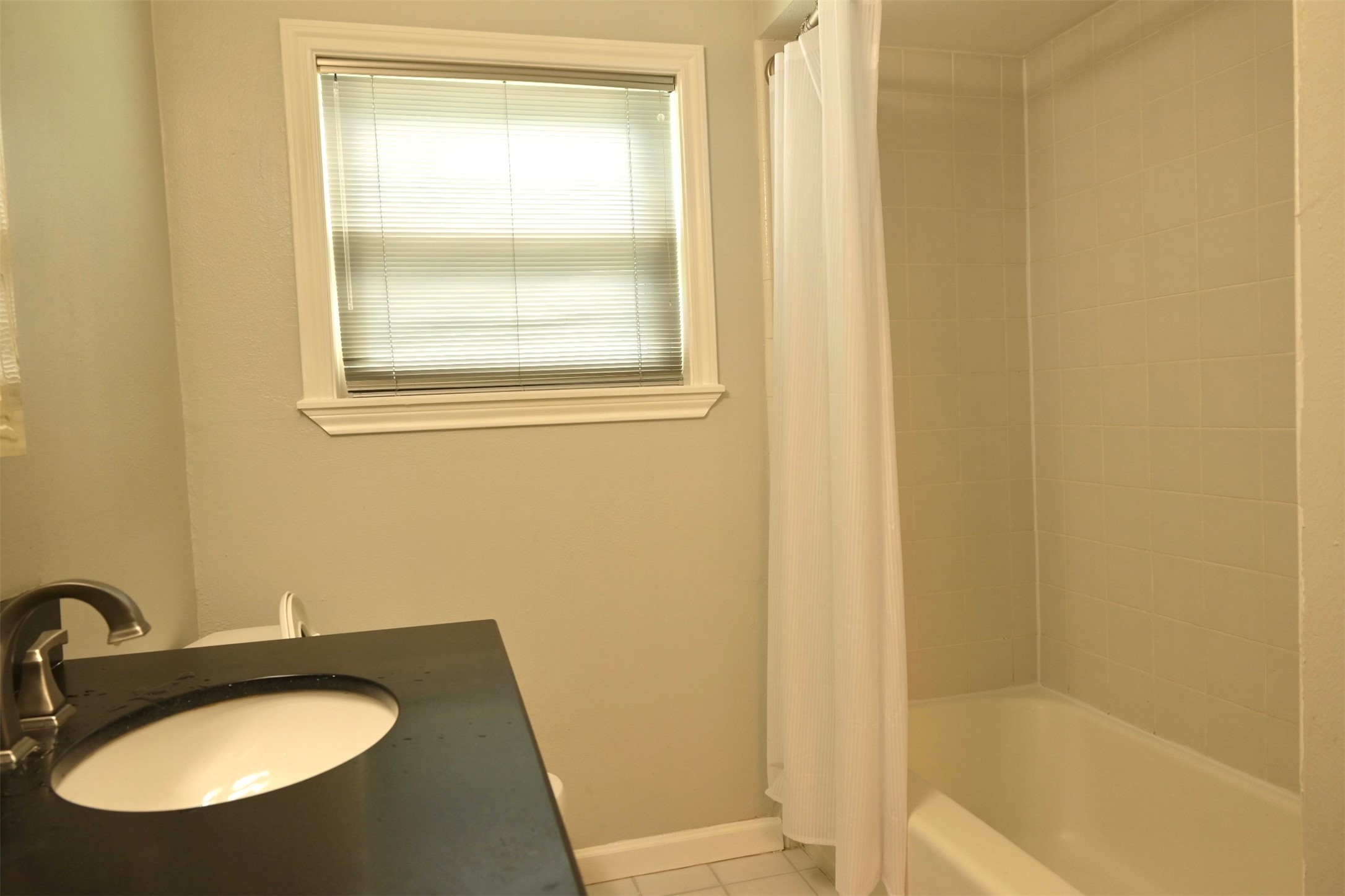 9810 Cliffwood Drive Property Photo 18