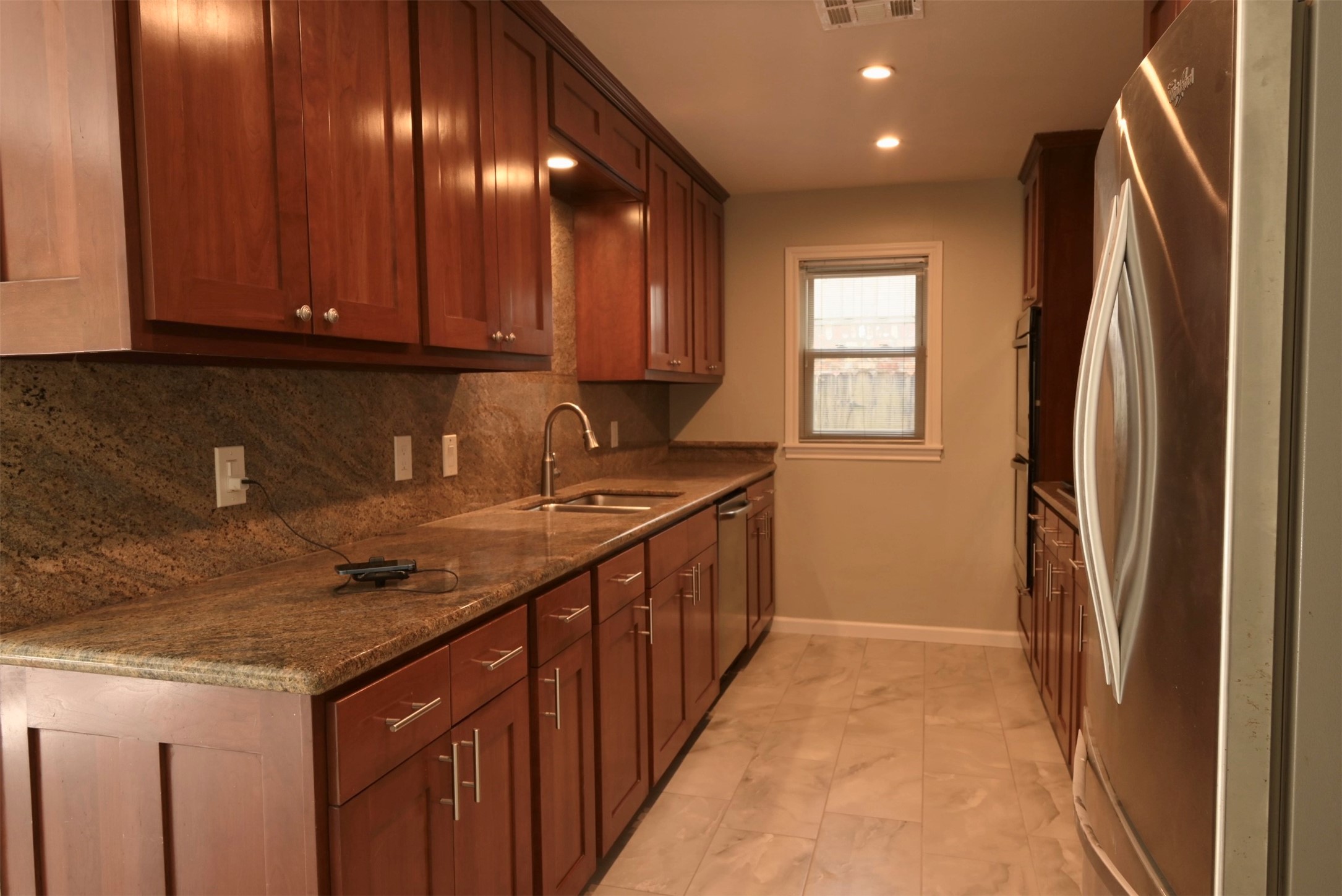 9810 Cliffwood Drive Property Photo 22