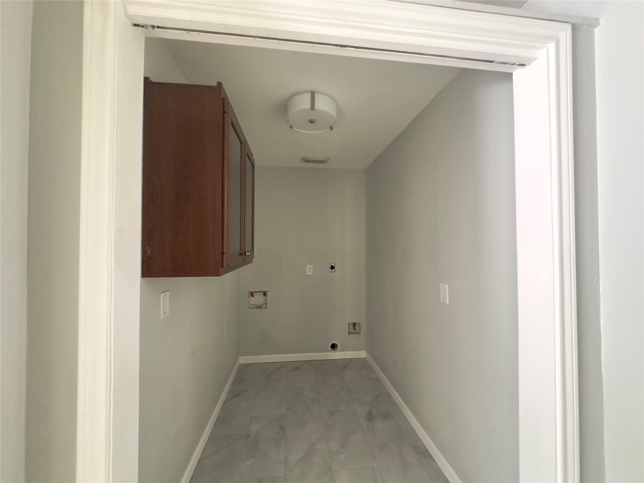9810 Cliffwood Drive Property Photo 29