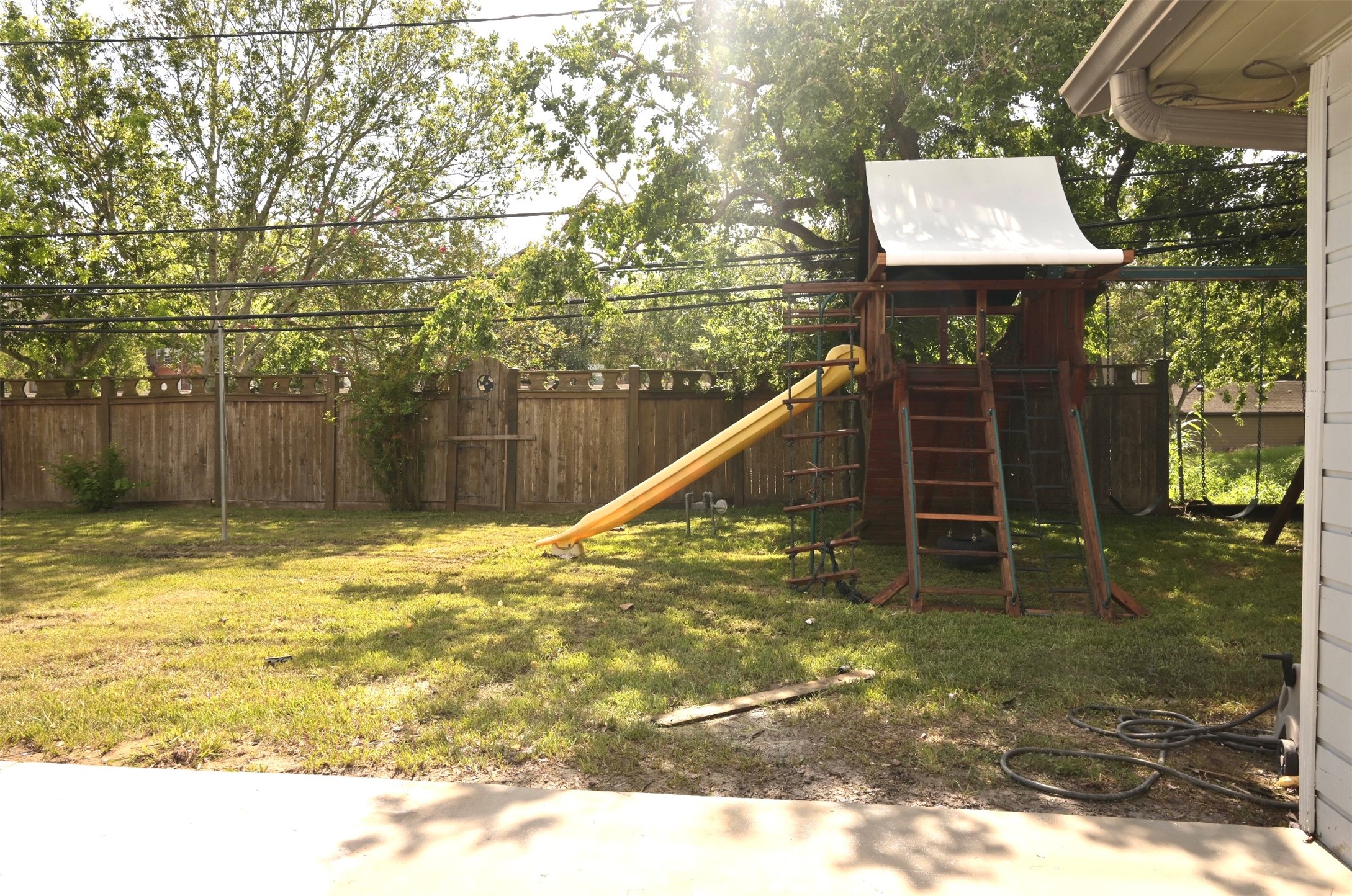 9810 Cliffwood Drive Property Photo 40