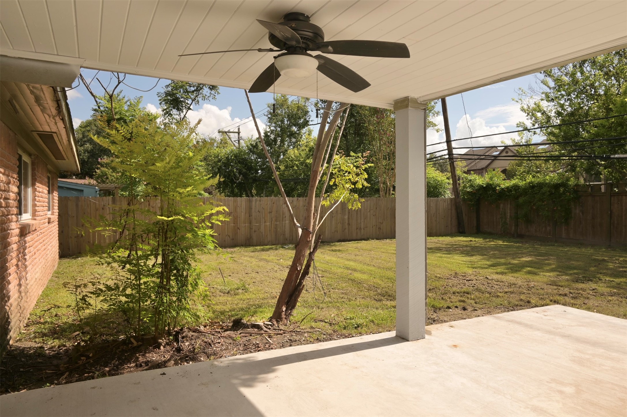9810 Cliffwood Drive Property Photo 43