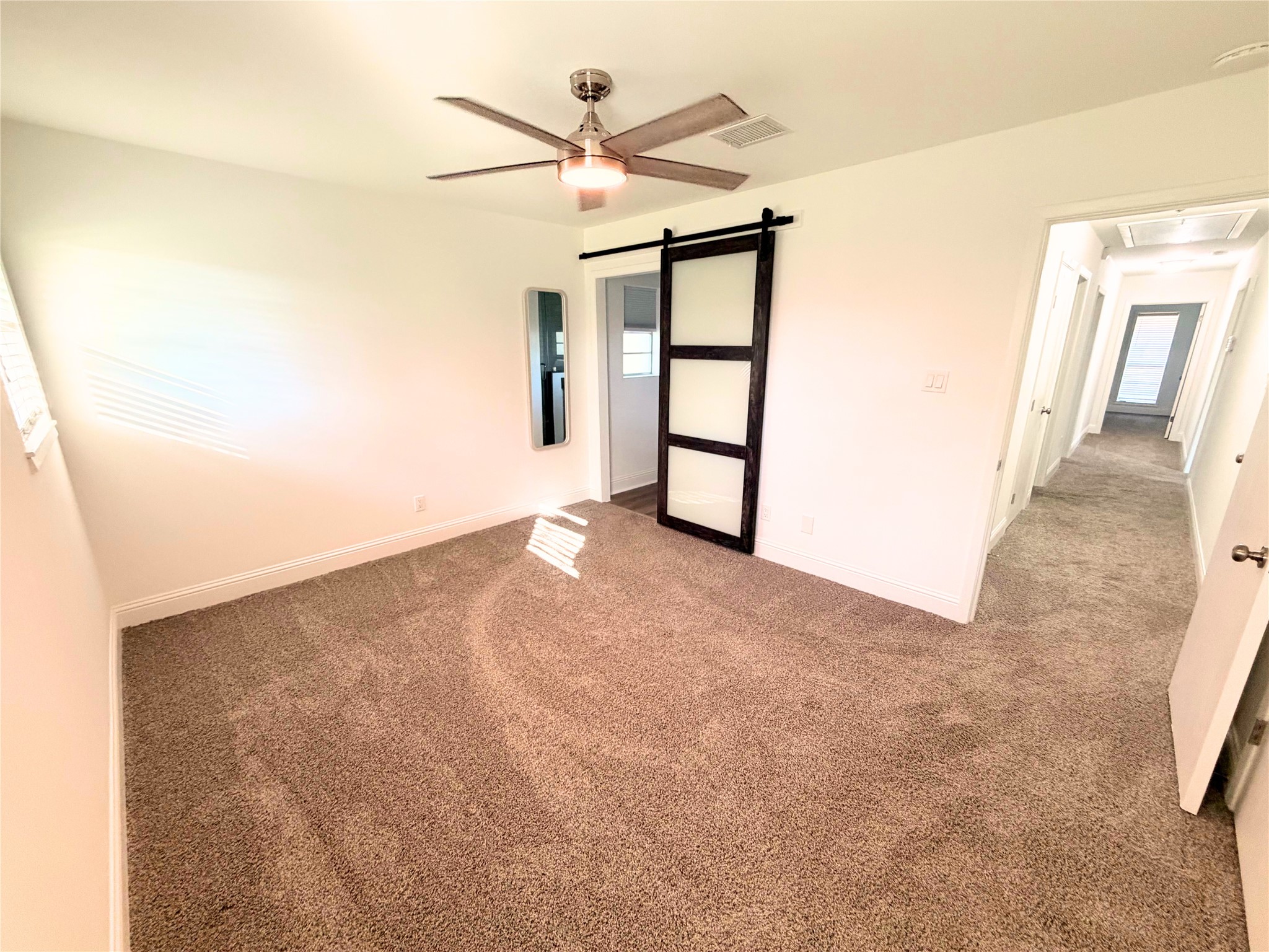 2103 Taylor Street Property Photo 19