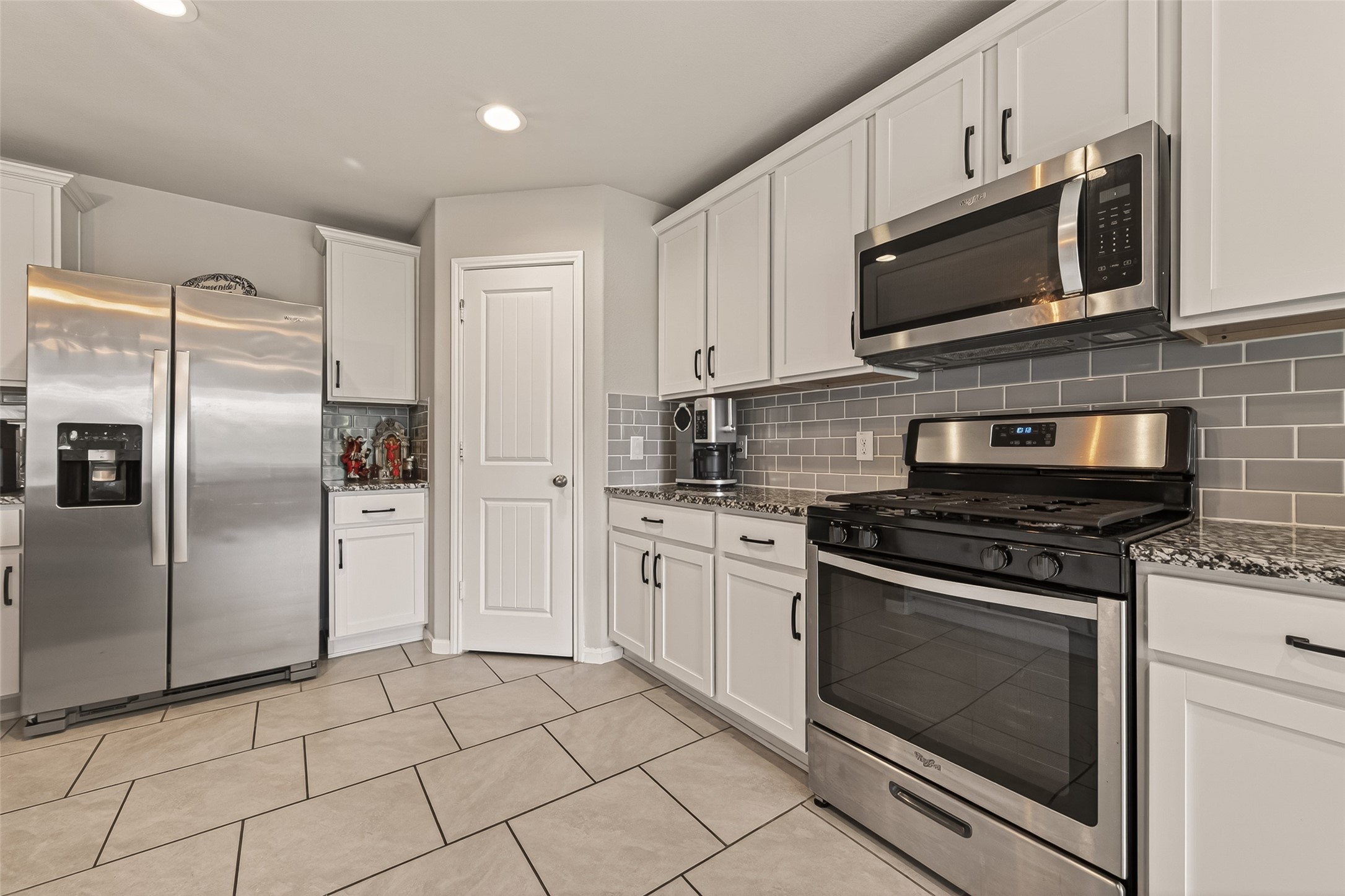 5627 Pleasant Falls Drive Property Photo 16