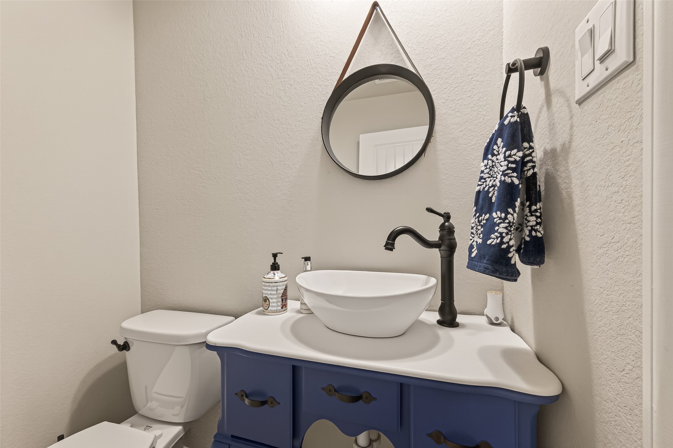 5627 Pleasant Falls Drive Property Photo 20