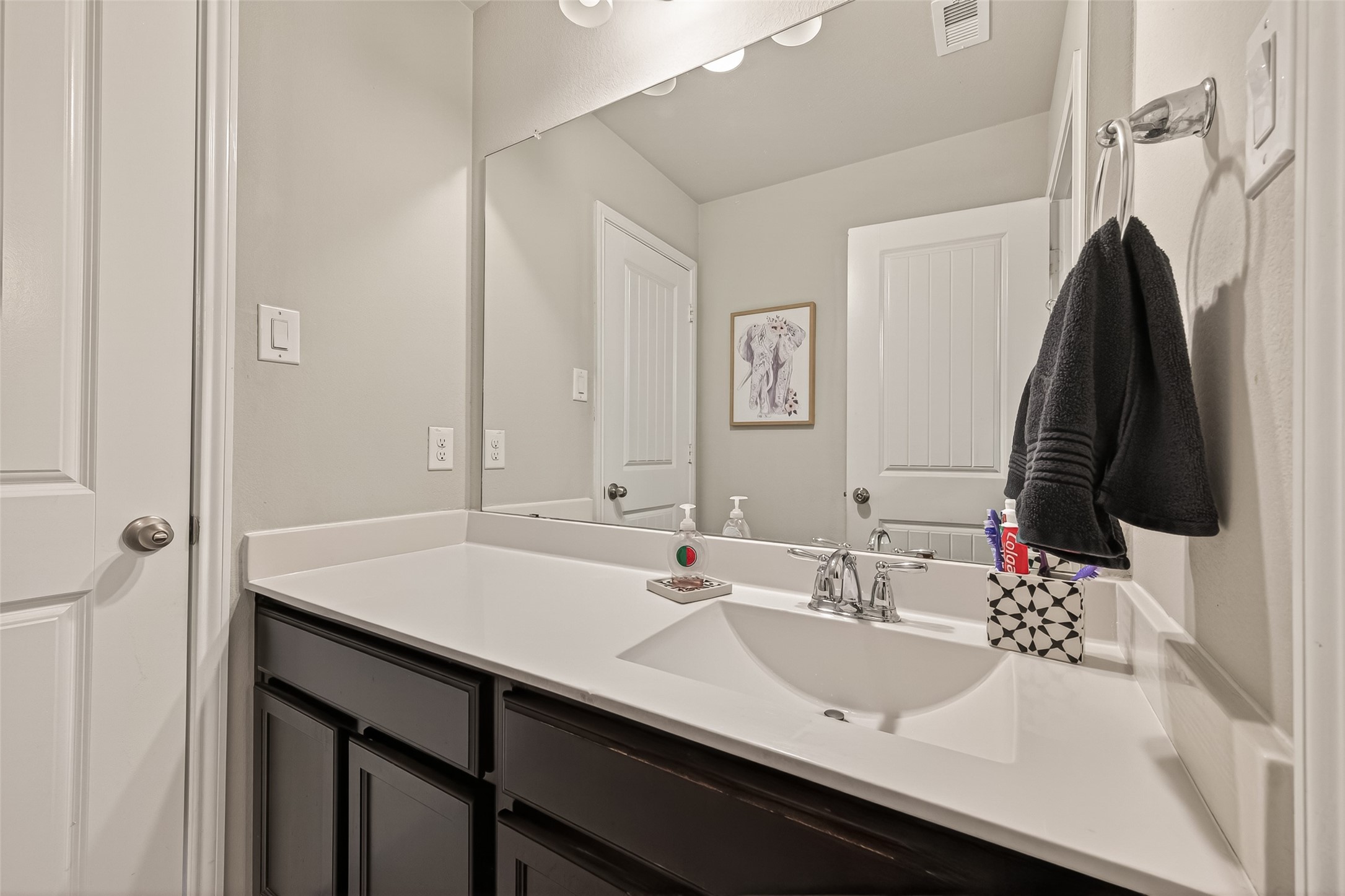 5627 Pleasant Falls Drive Property Photo 25