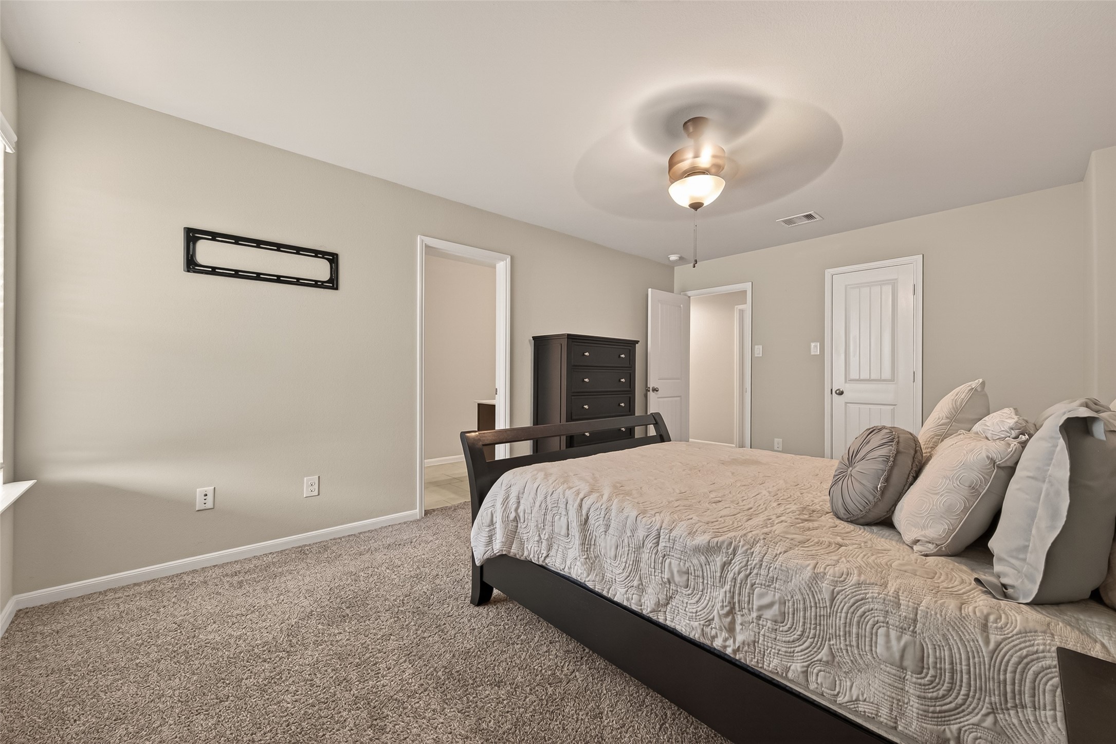5627 Pleasant Falls Drive Property Photo 28