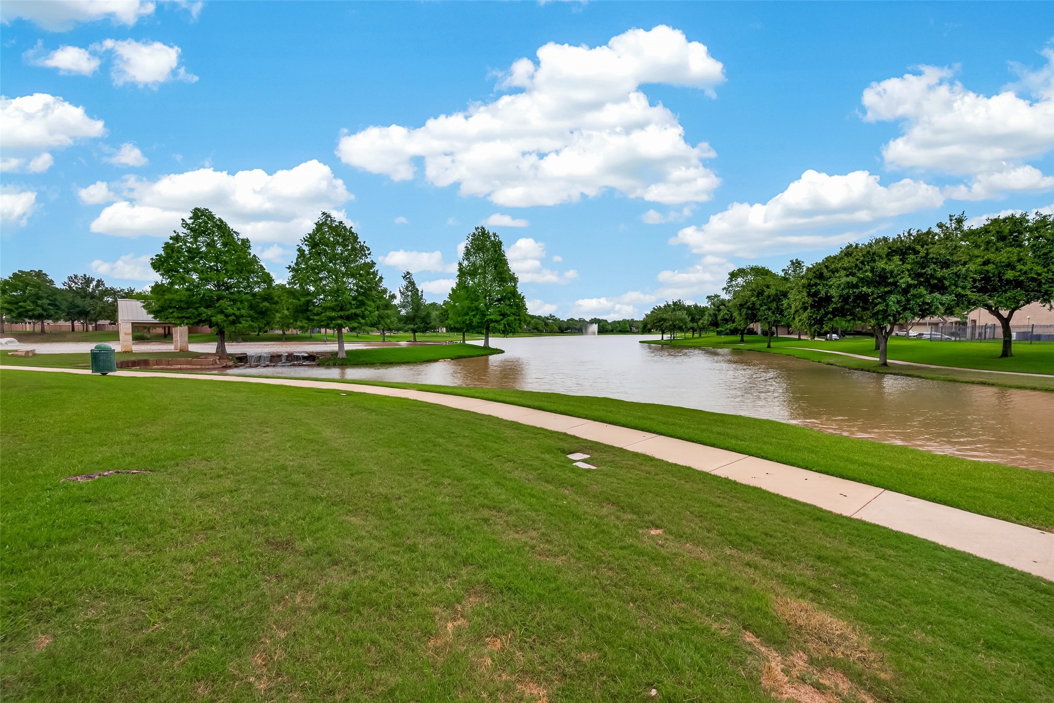 5627 Pleasant Falls Drive Property Photo 46