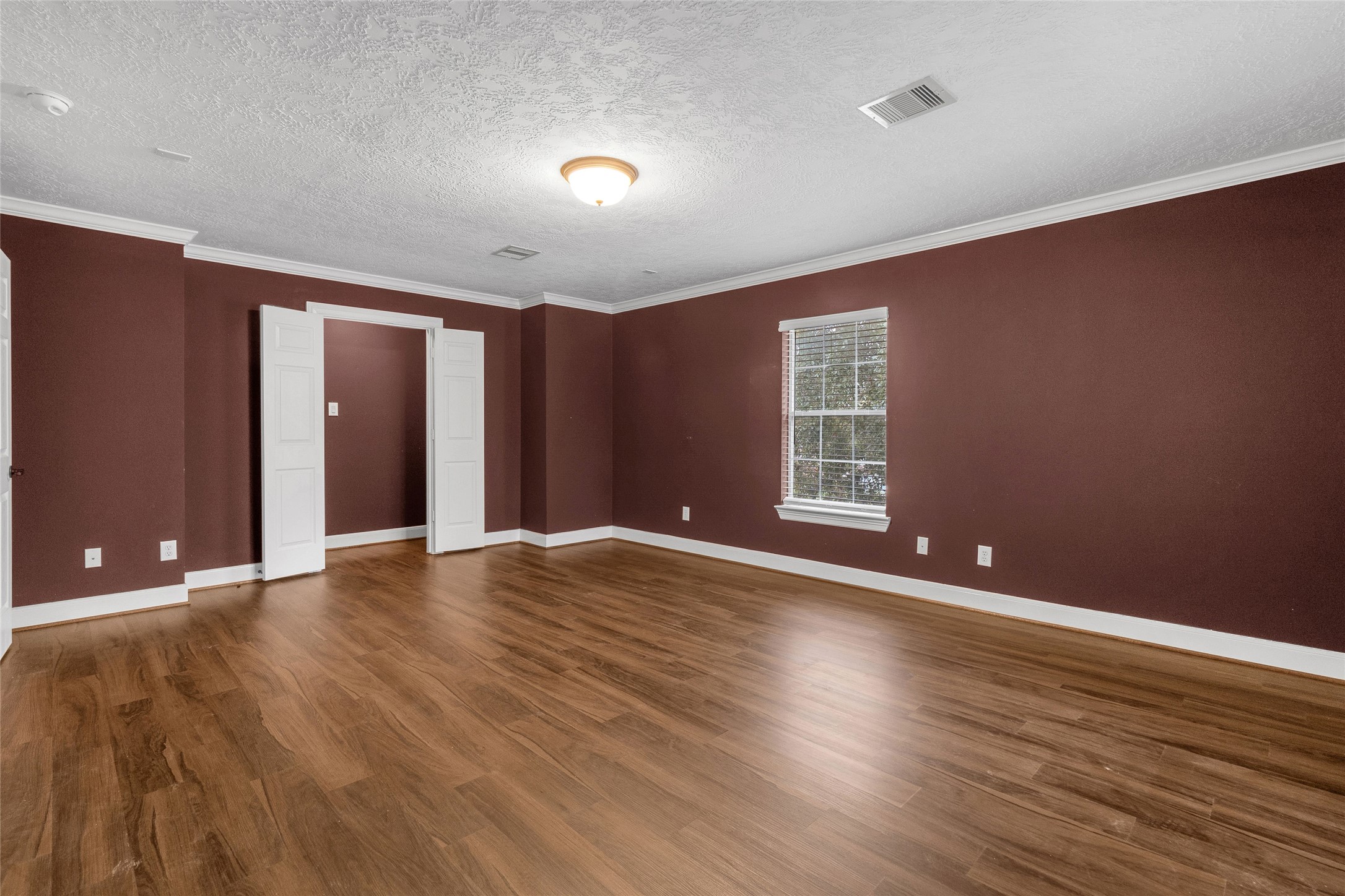 523 Walnut Avenue Property Photo 27