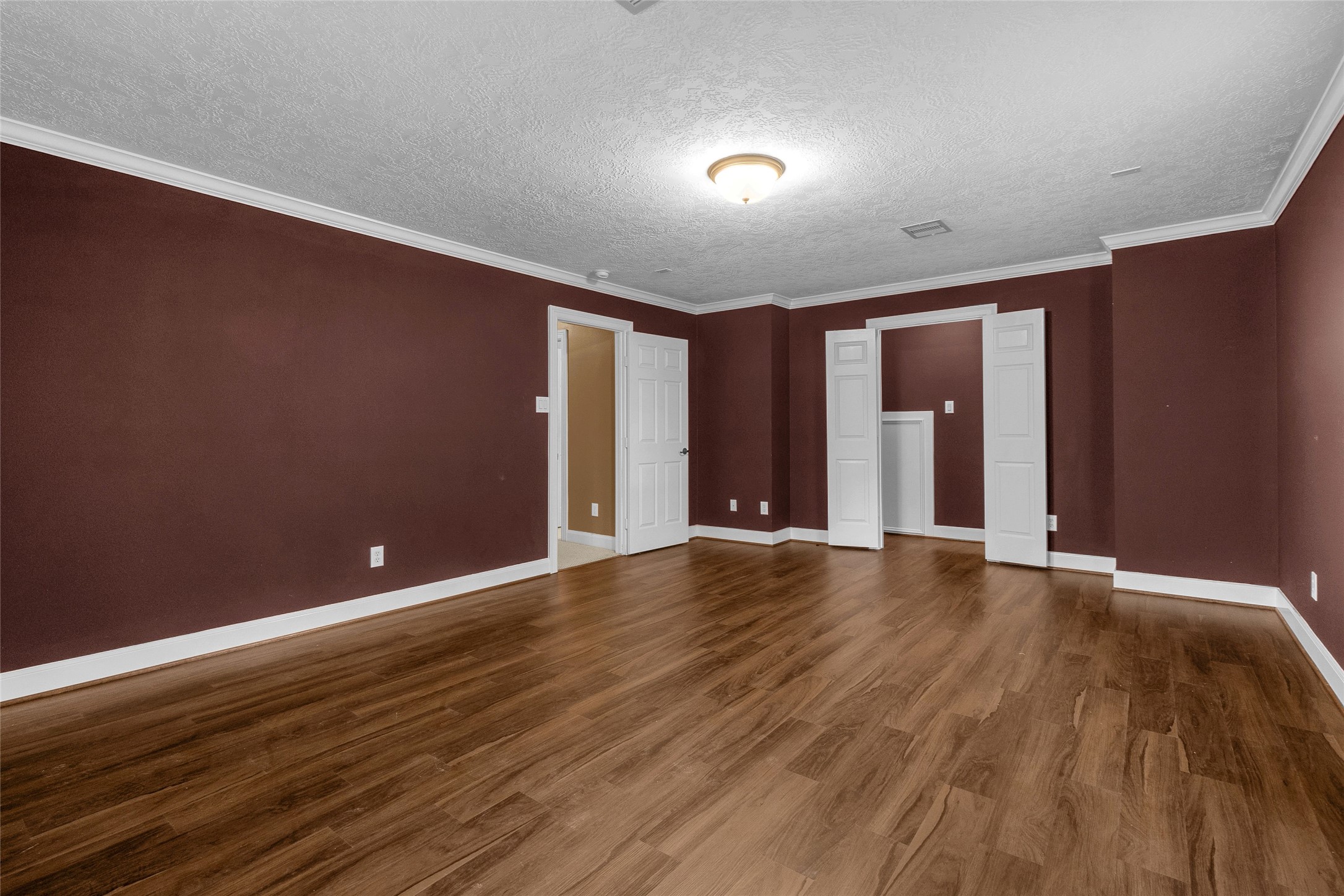 523 Walnut Avenue Property Photo 28
