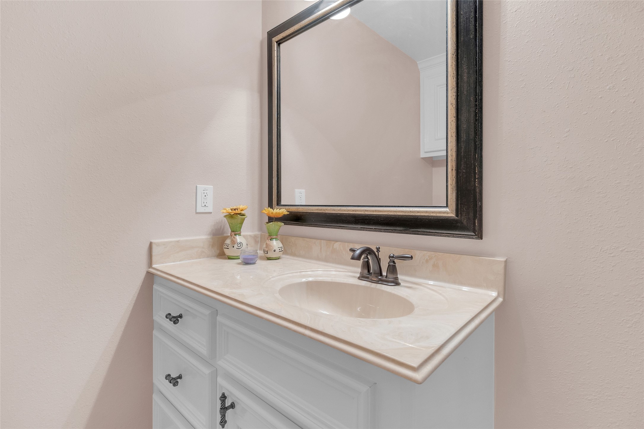 523 Walnut Avenue Property Photo 36