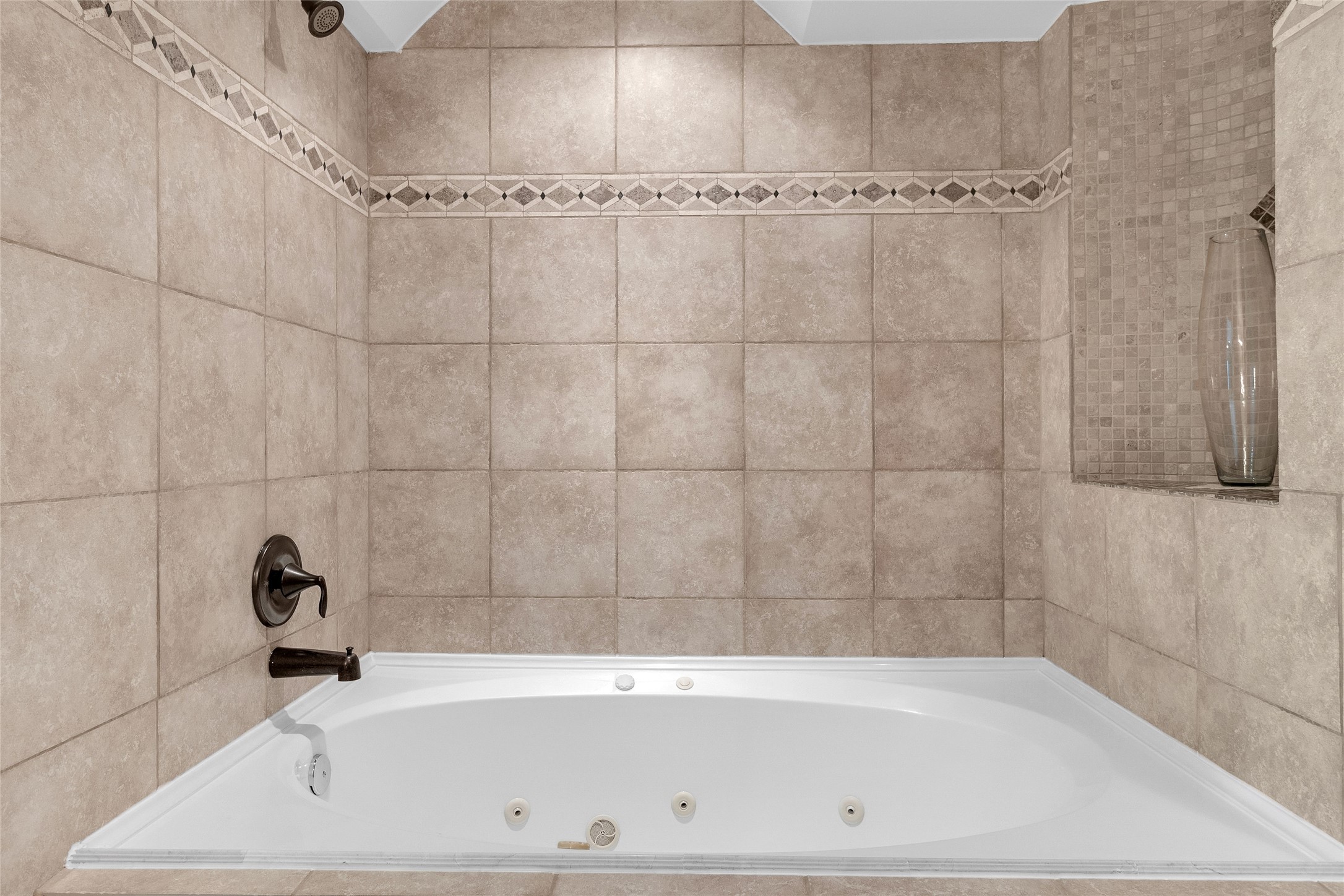 523 Walnut Avenue Property Photo 37