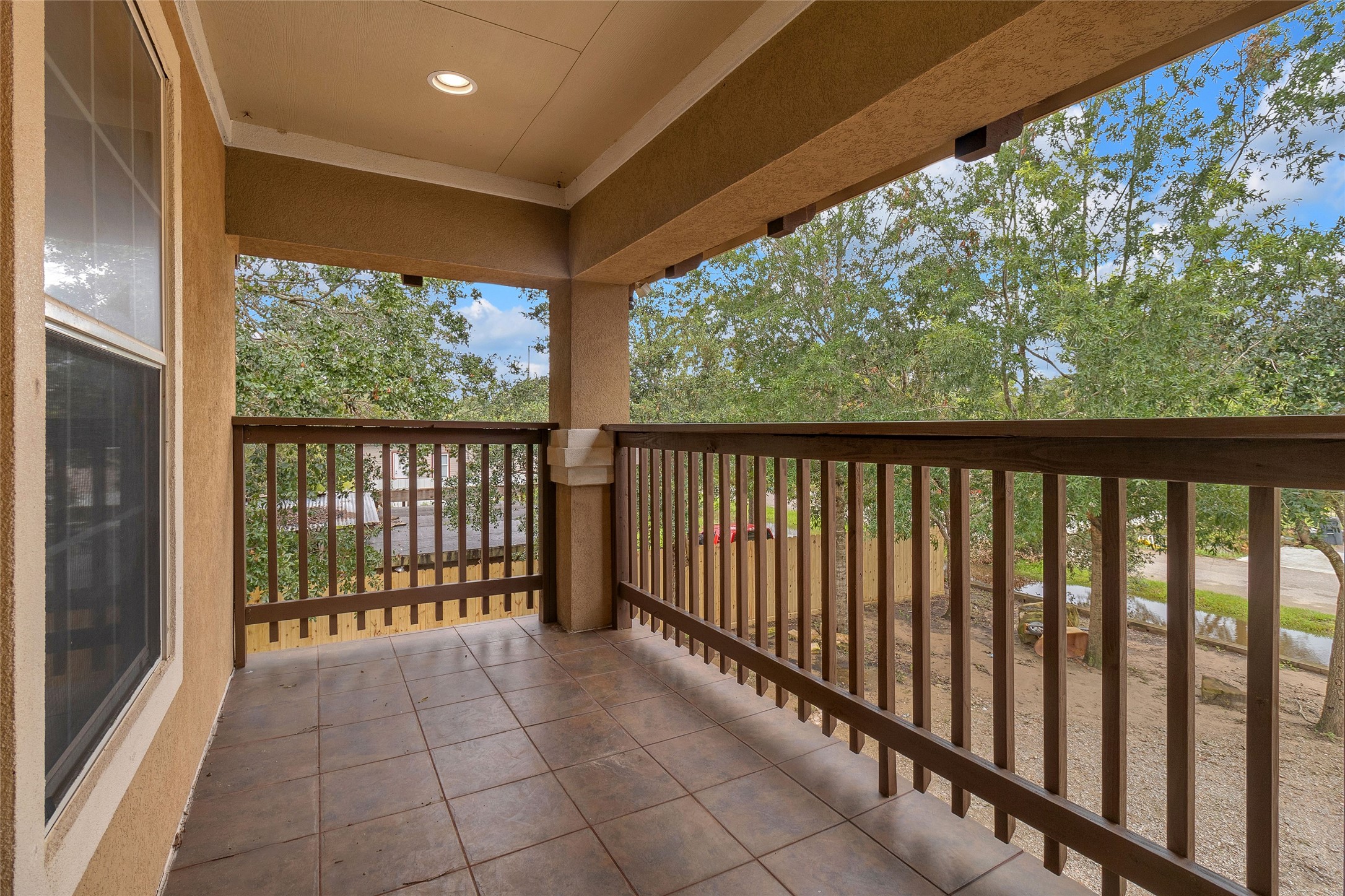 523 Walnut Avenue Property Photo 39