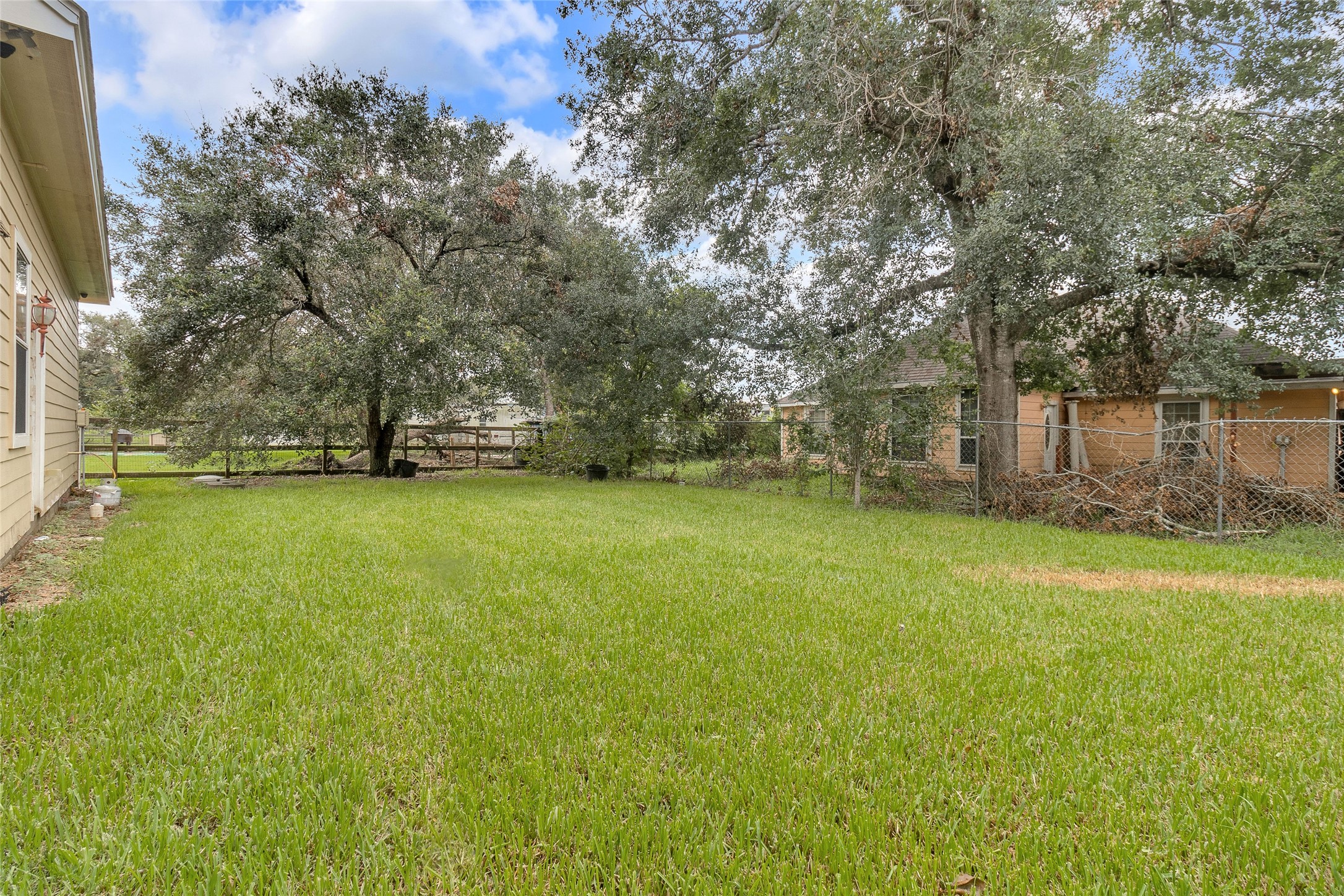 523 Walnut Avenue Property Photo 41