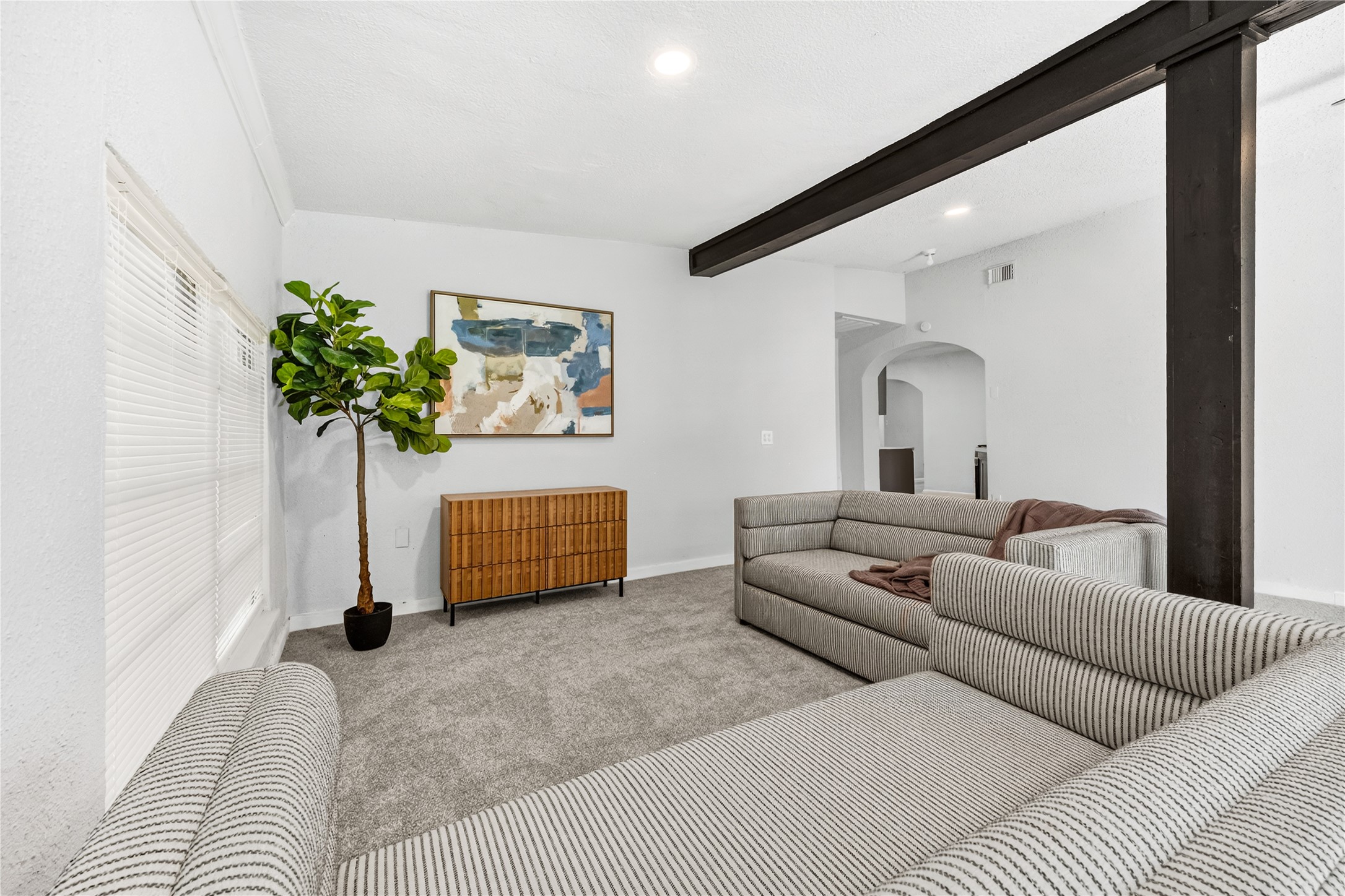 7026 Hedgewood Street Property Photo 9