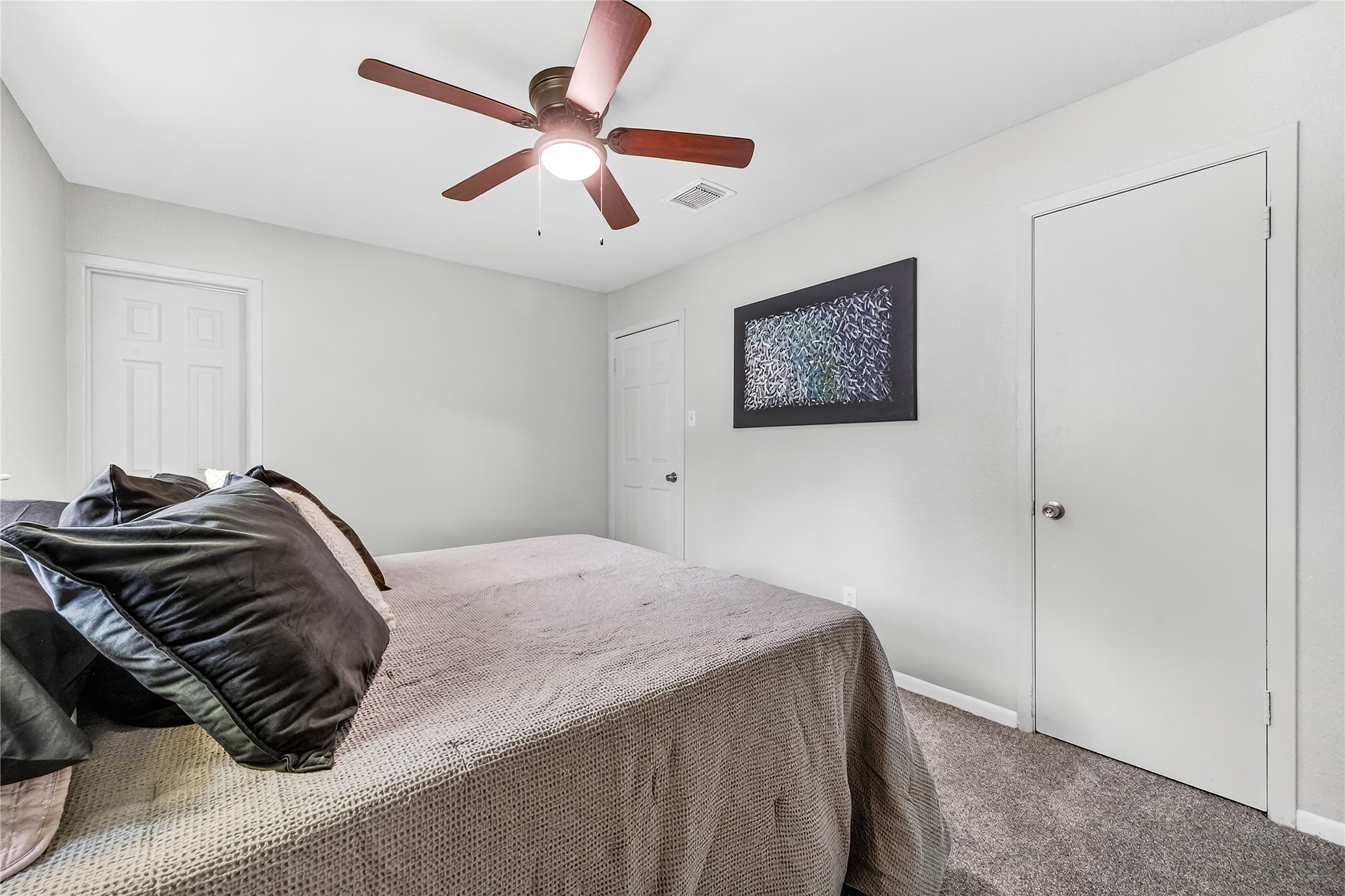7026 Hedgewood Street Property Photo 13