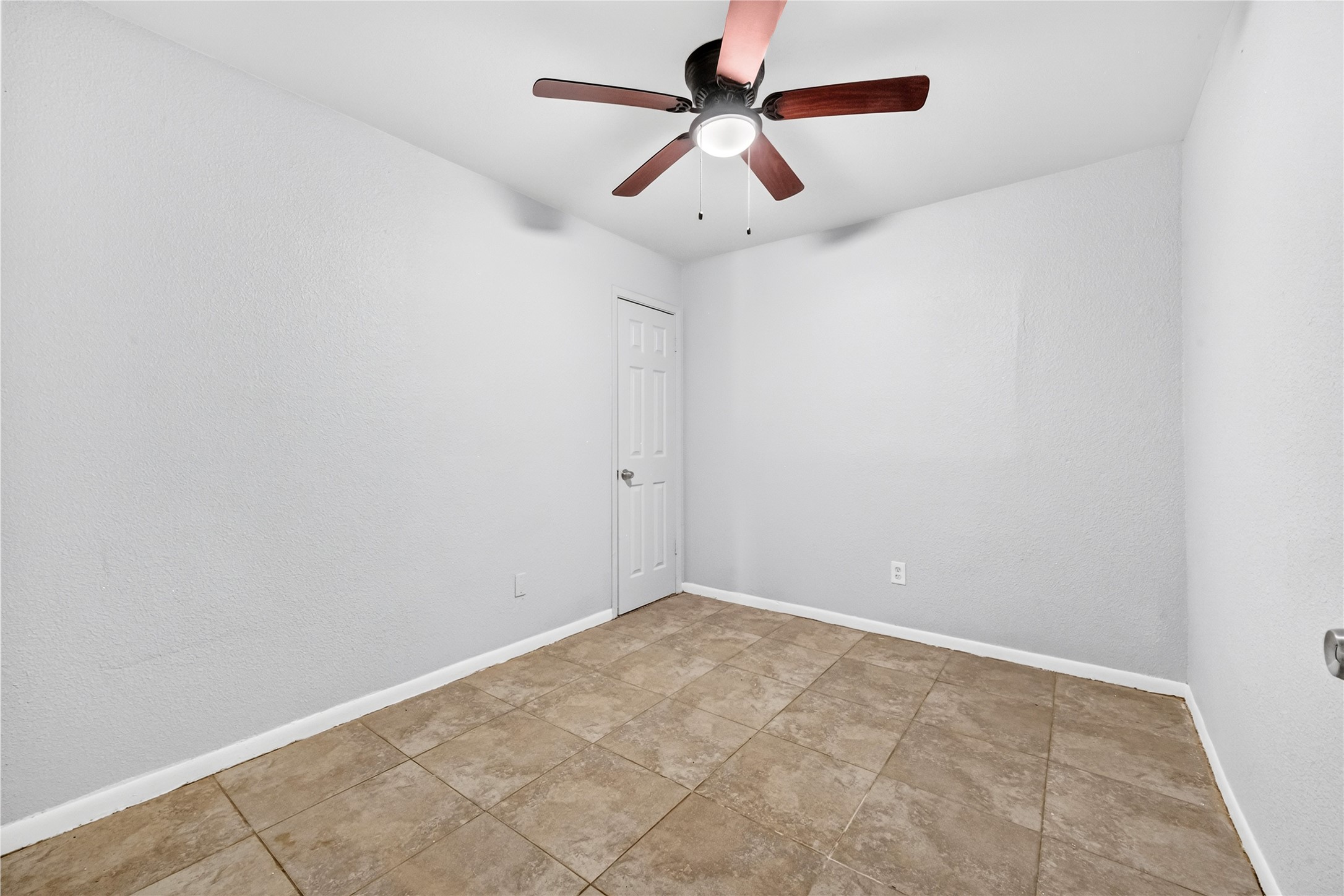 7026 Hedgewood Street Property Photo 16