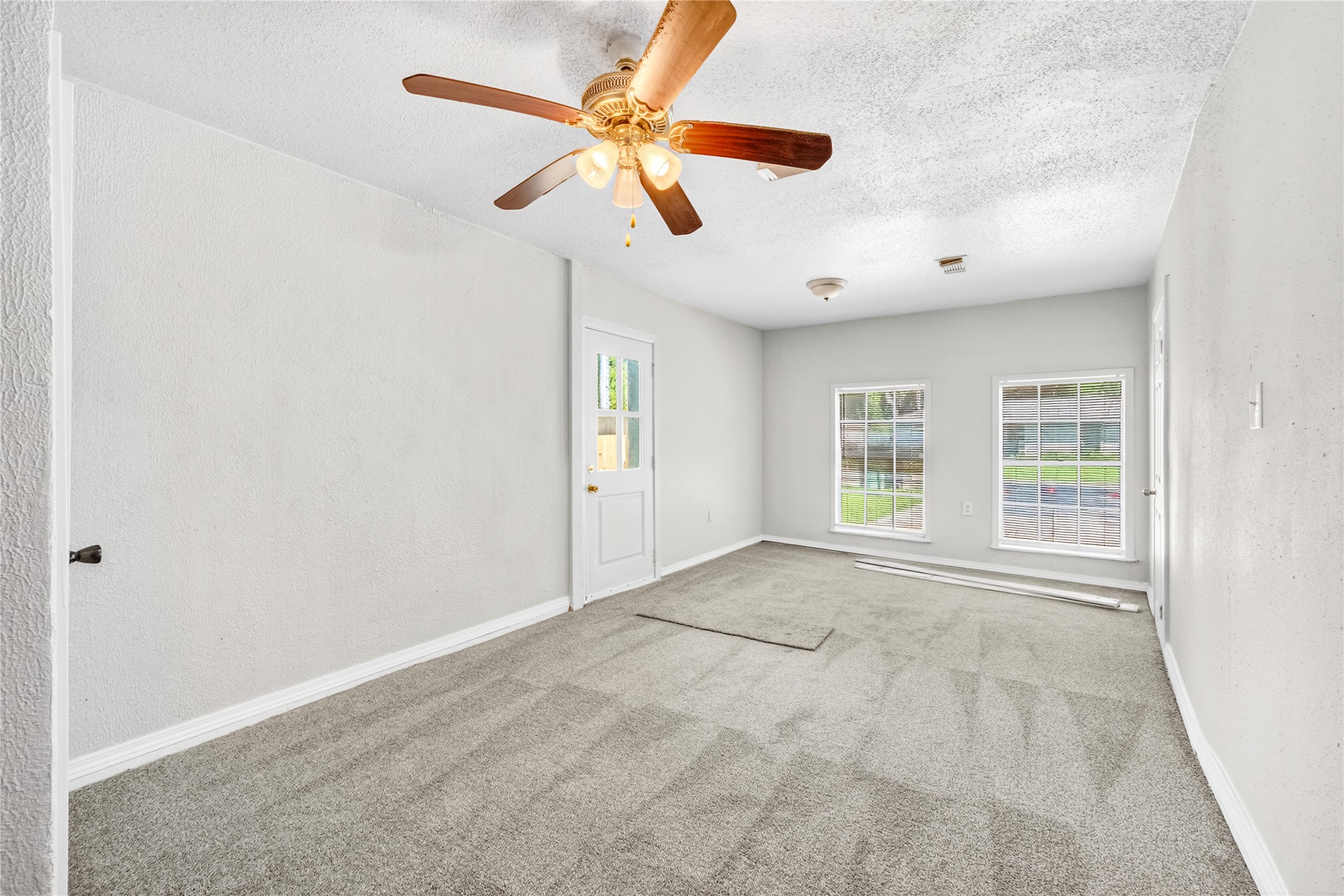 7026 Hedgewood Street Property Photo 17