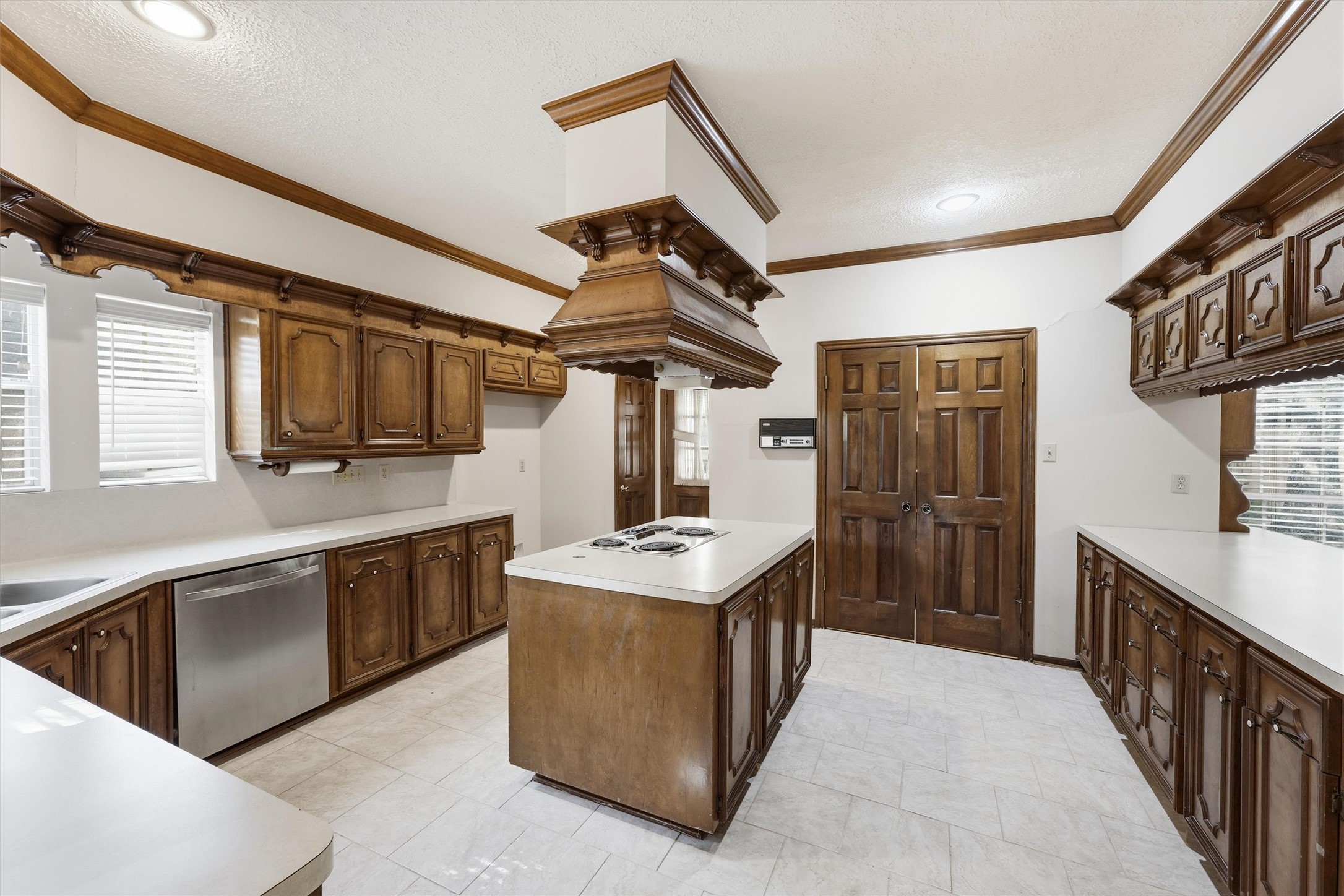 16631 Wimbledon Forest Drive Property Photo 8