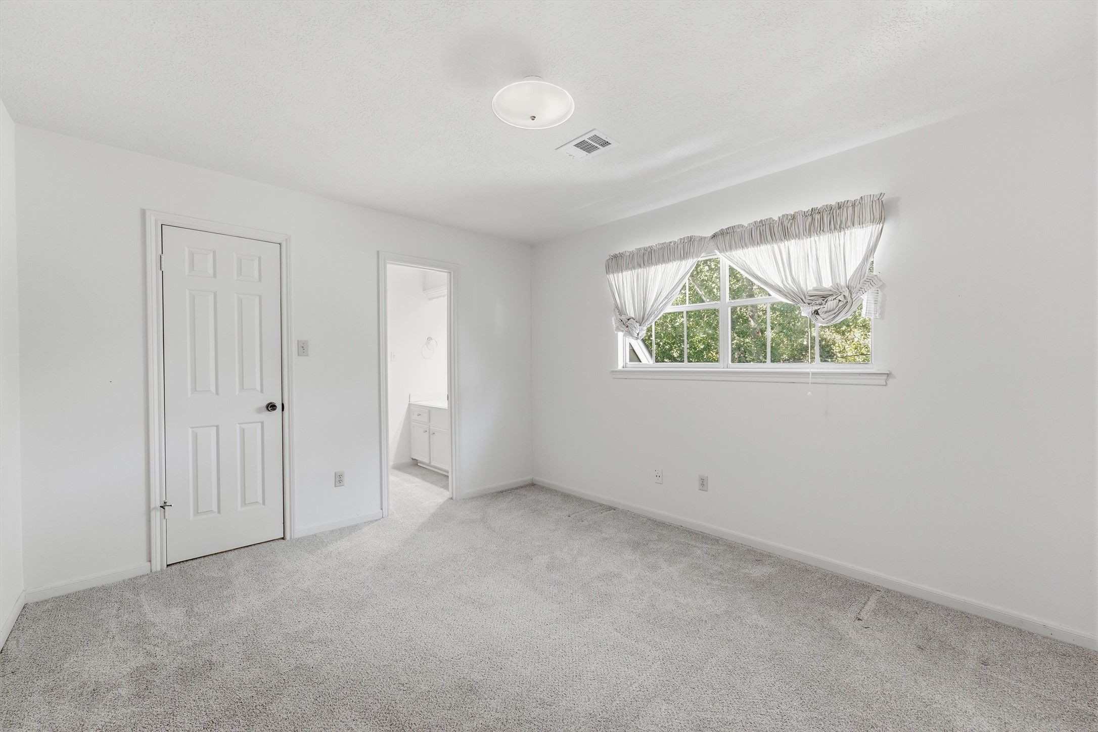 16631 Wimbledon Forest Drive Property Photo 36