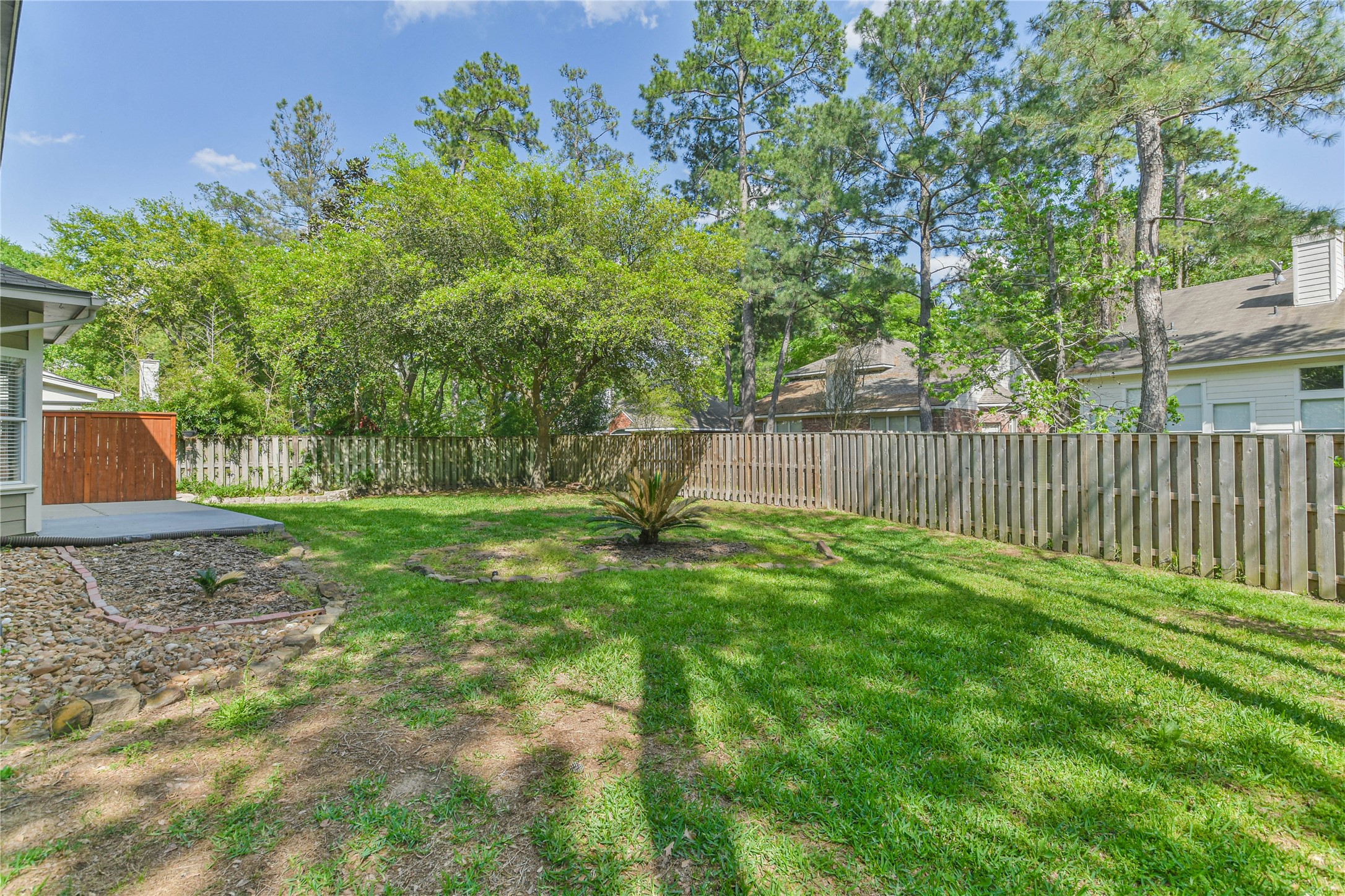 2 Willow Point Place Property Photo 34