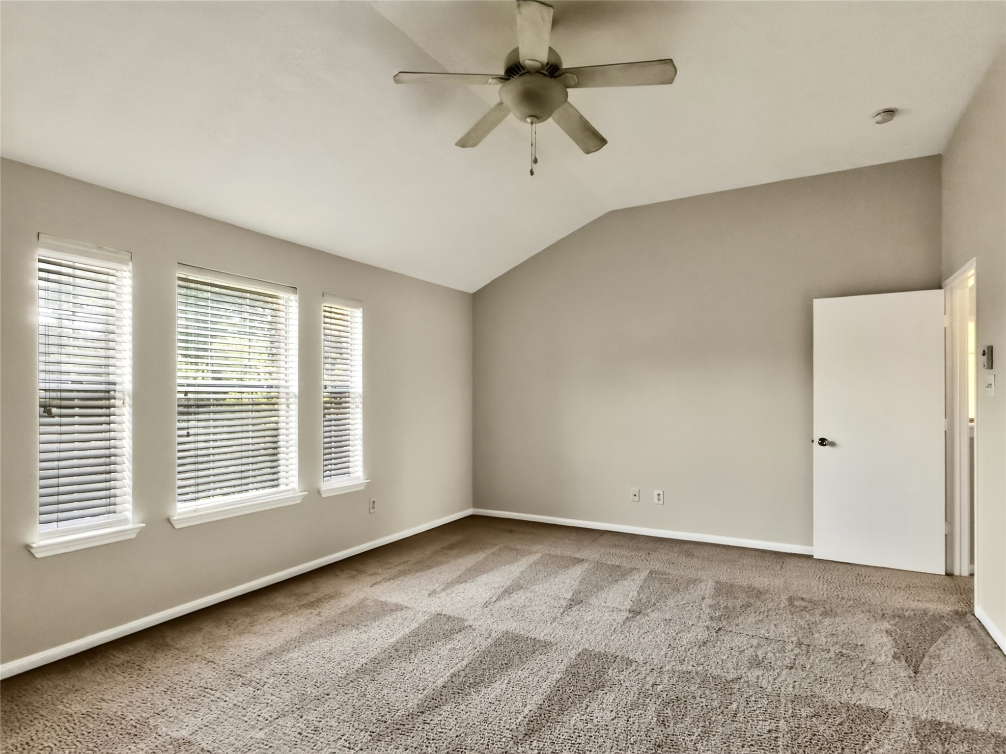 4914 Jasmine Meadows Lane Property Photo 21
