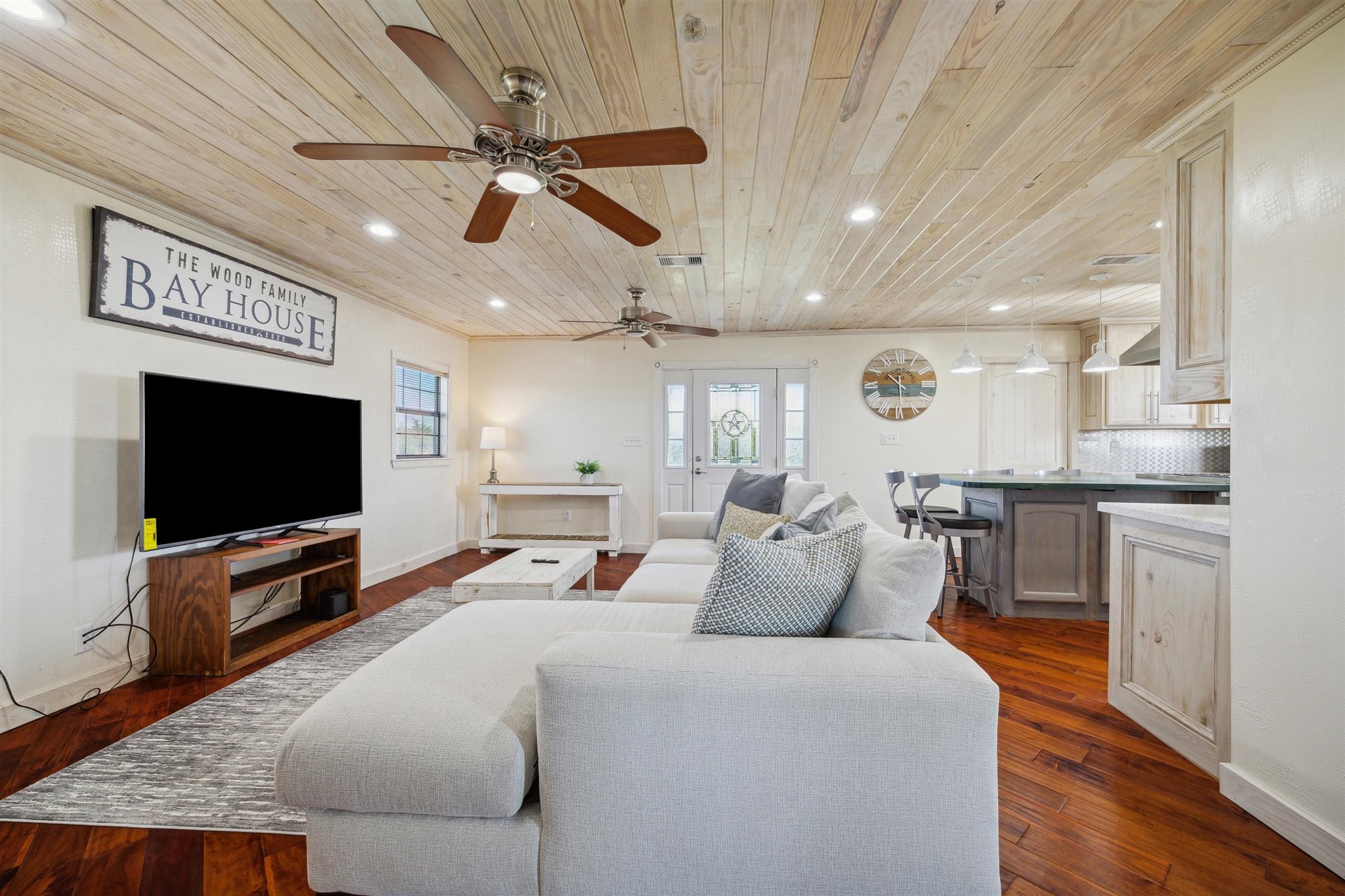 580 Bayou Avenue Property Photo