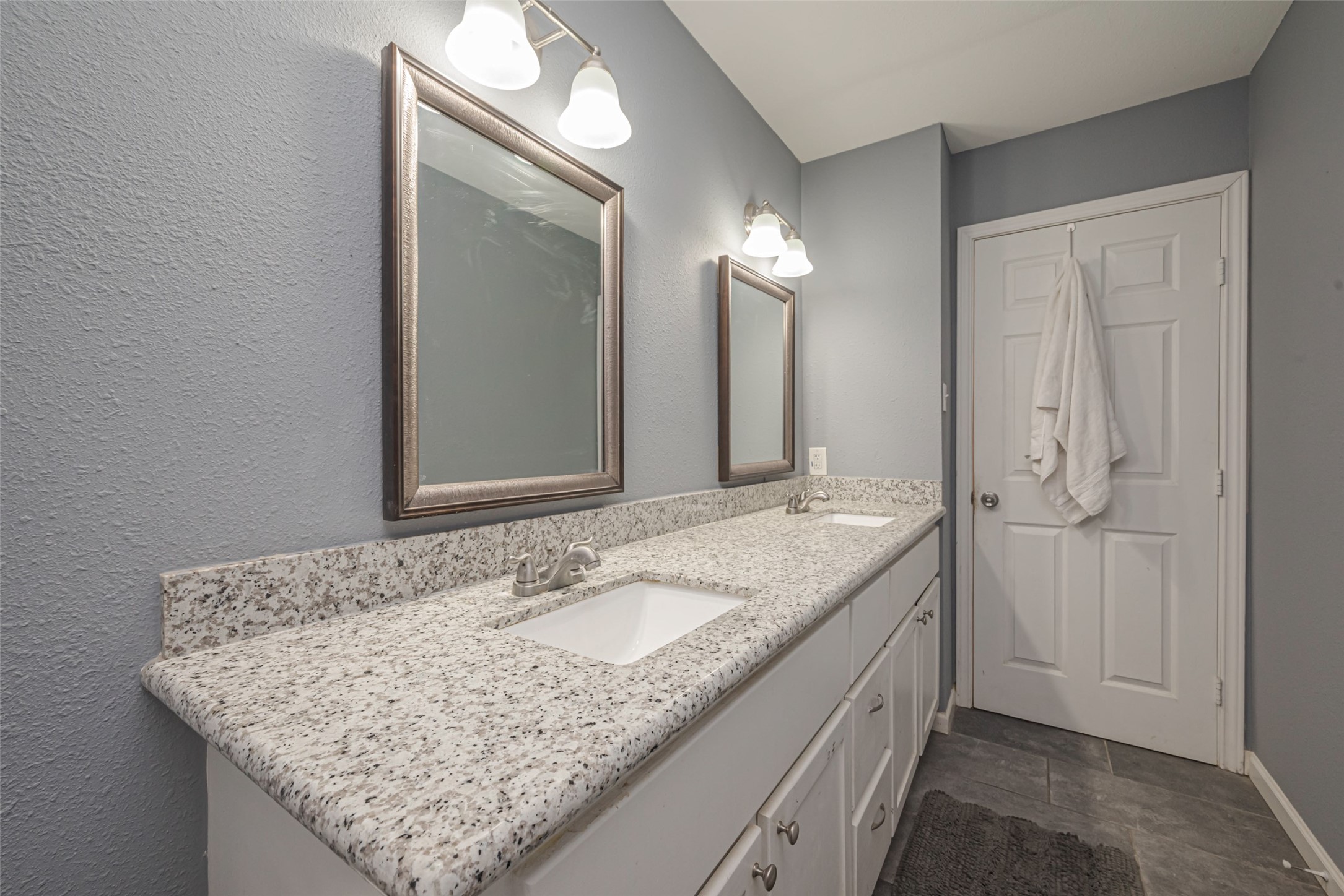 1310 Barrowgate Drive Property Photo 17
