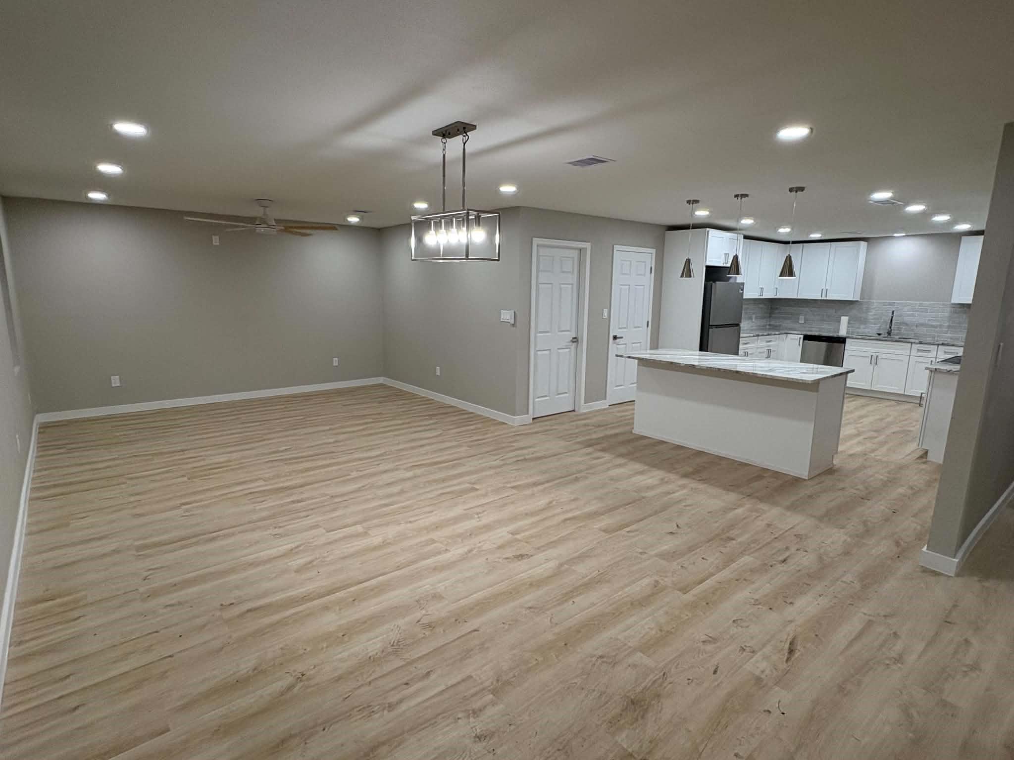 462 Avenue B Property Photo 15