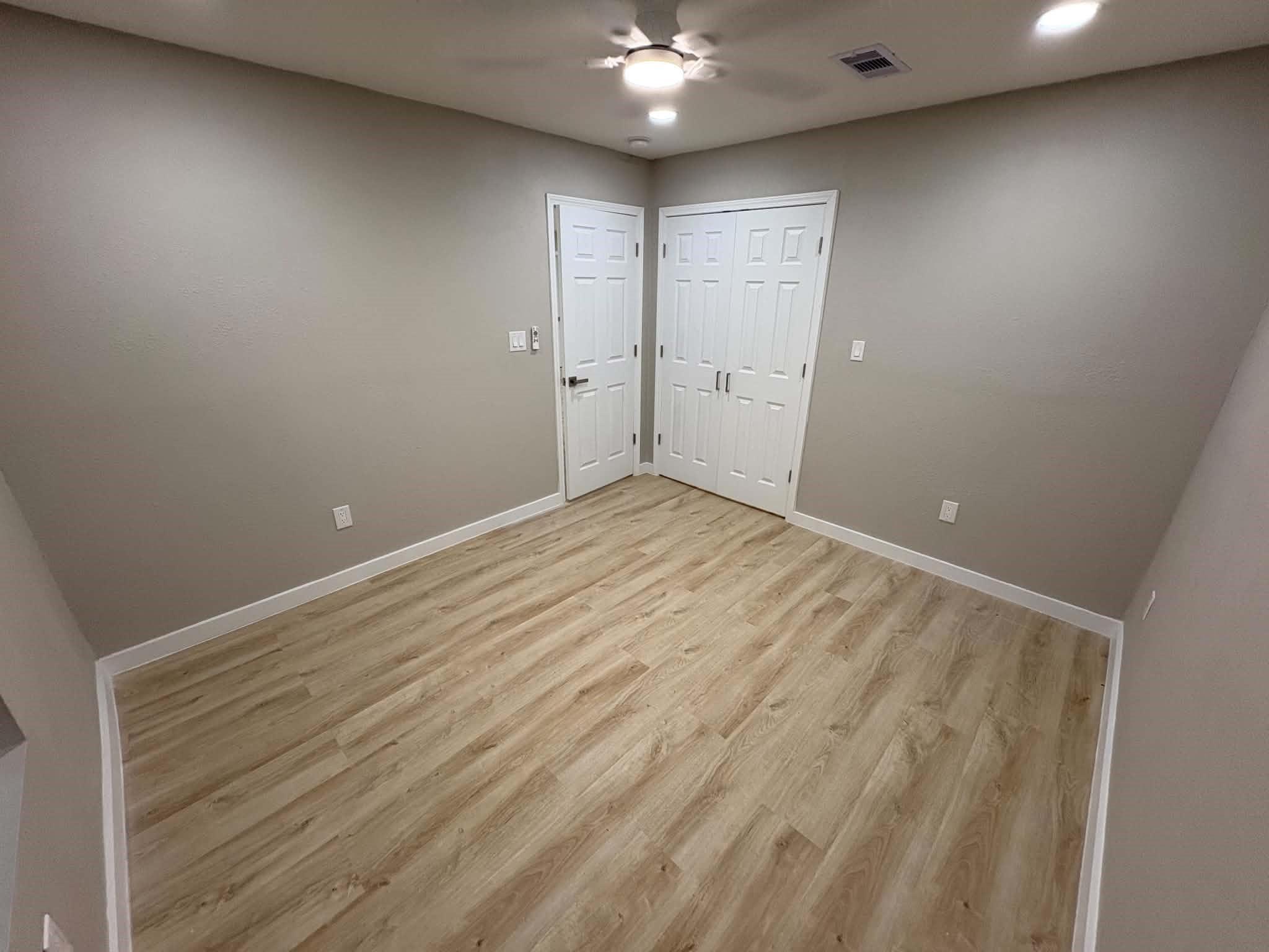 462 Avenue B Property Photo 16