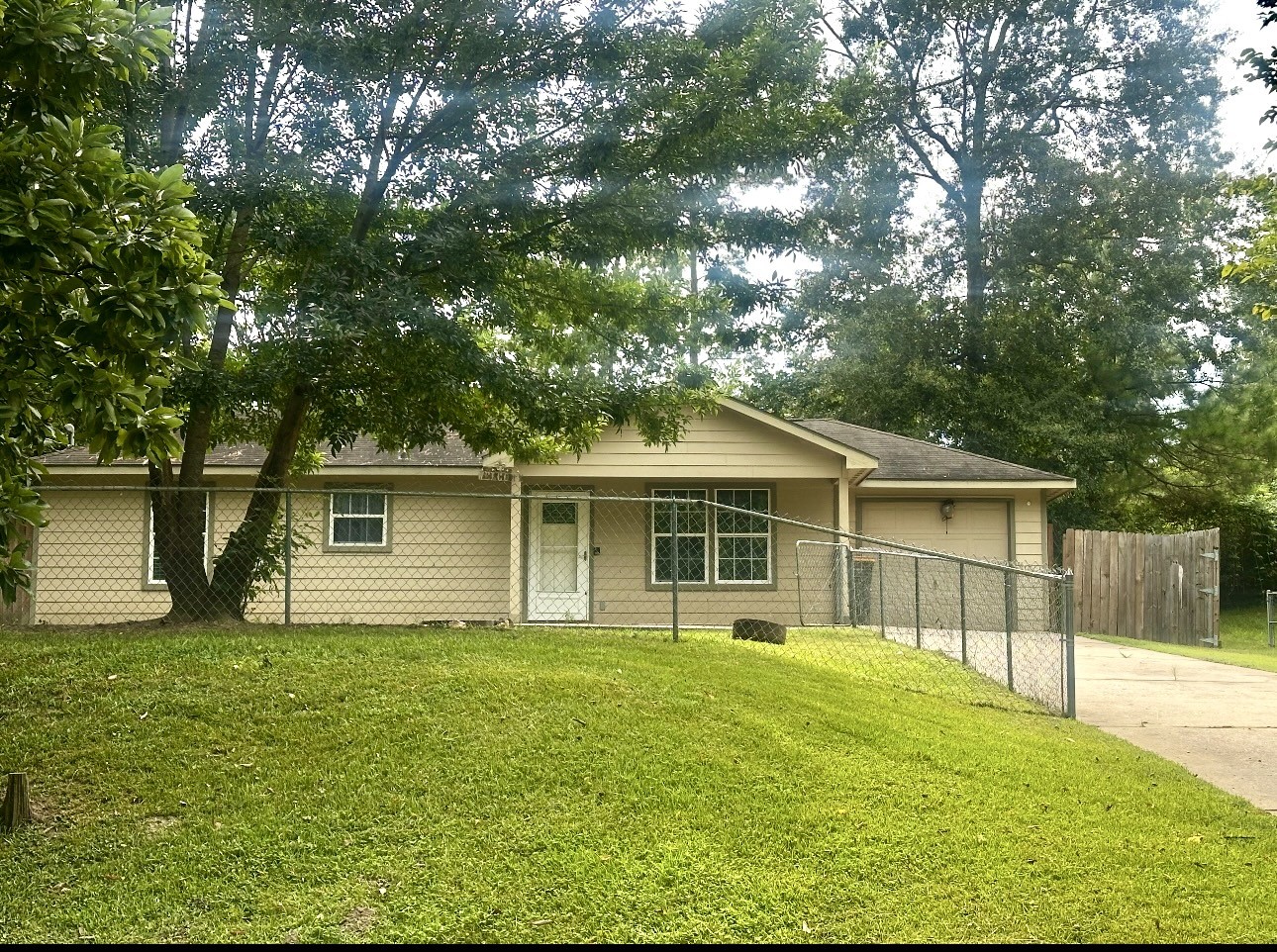 12421 Royal Springs Property Photo 1