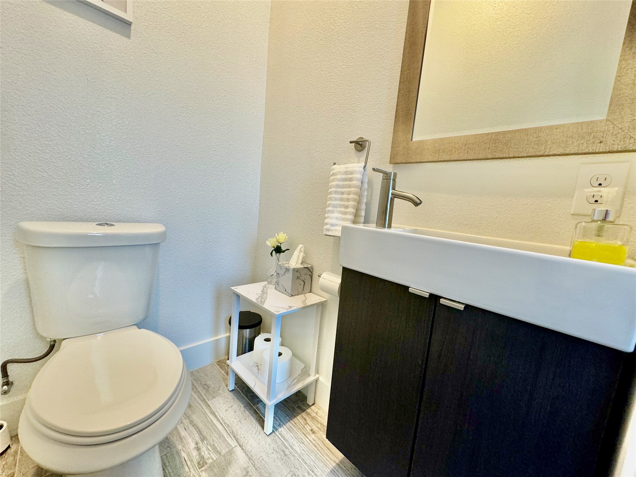 1914 Blodgett Street C Property Photo 13