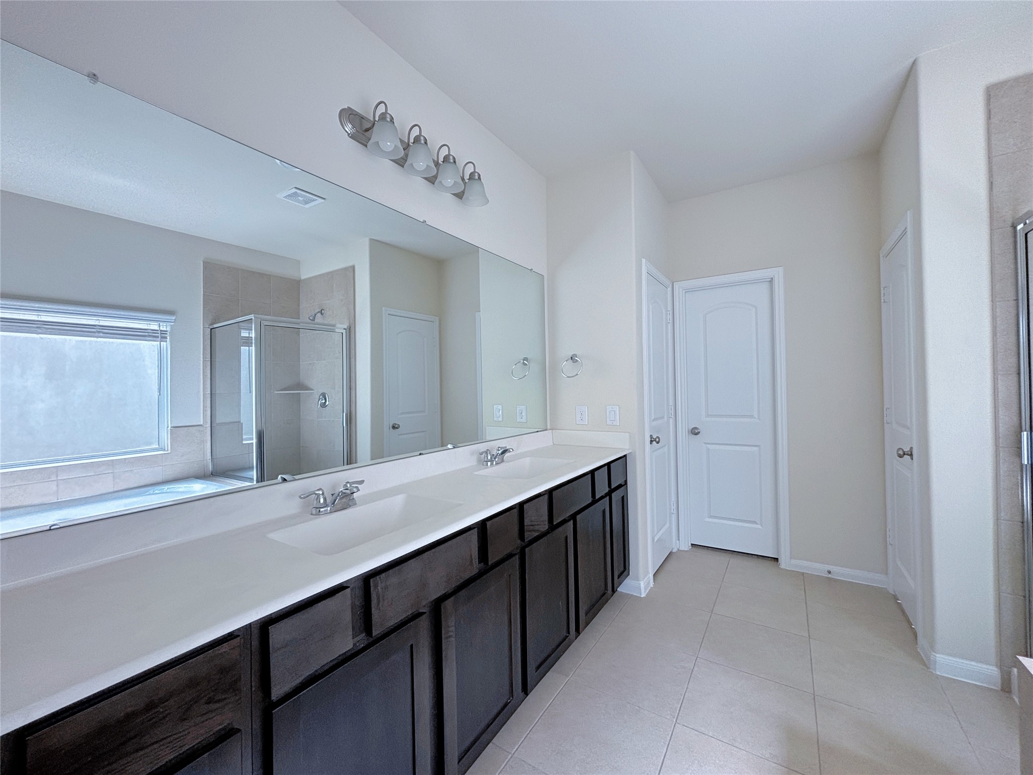 6034 Prince Place Drive Property Photo 20