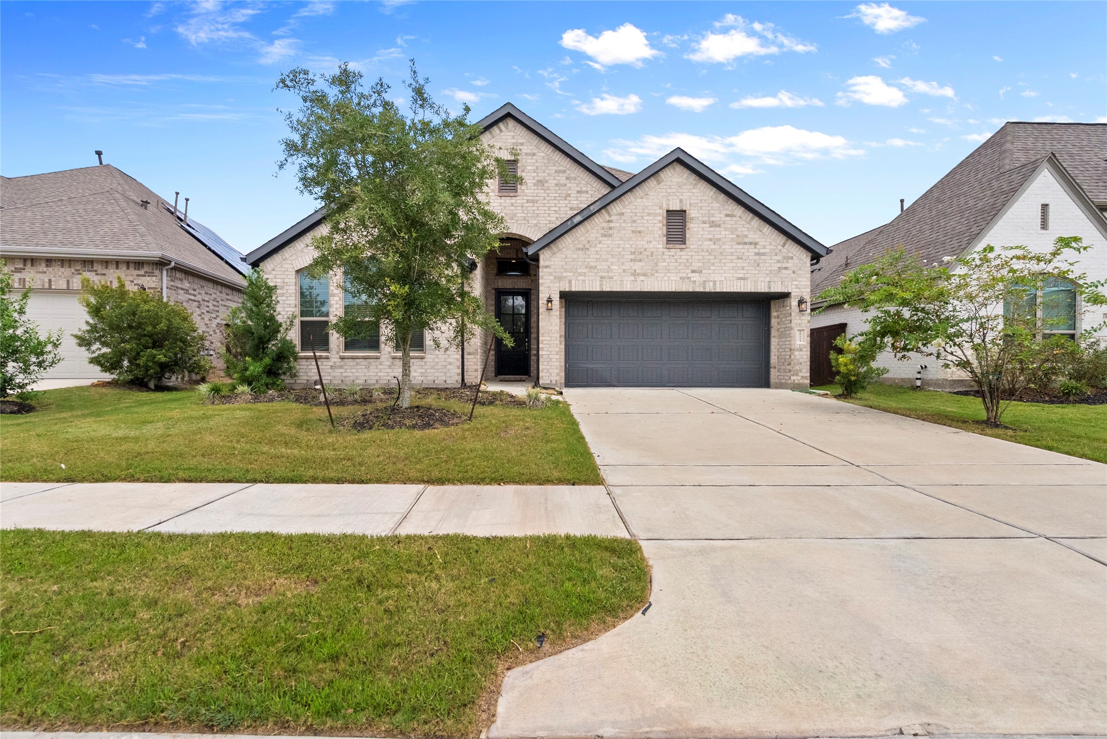 10115 Maclaren Drive Property Photo 1