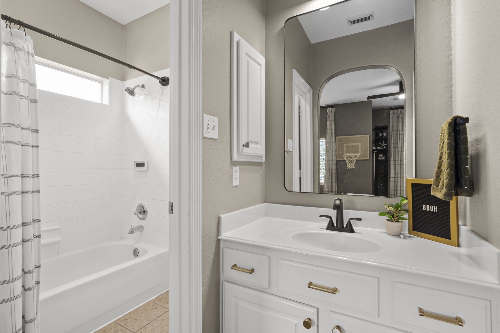 8607 Stones Throw Lane Property Photo 33