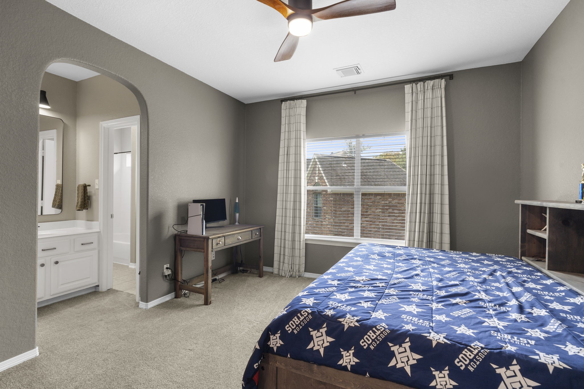 8607 Stones Throw Lane Property Photo 34