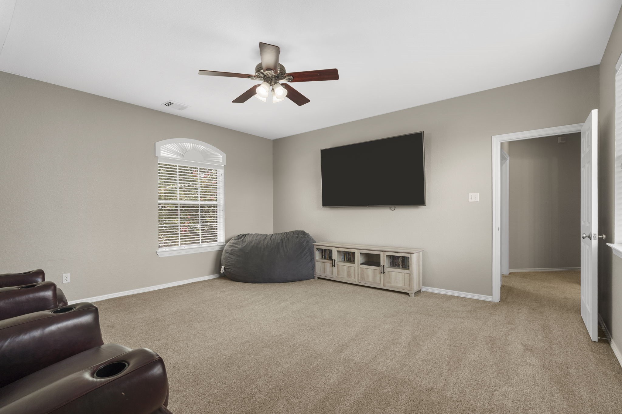 8607 Stones Throw Lane Property Photo 40