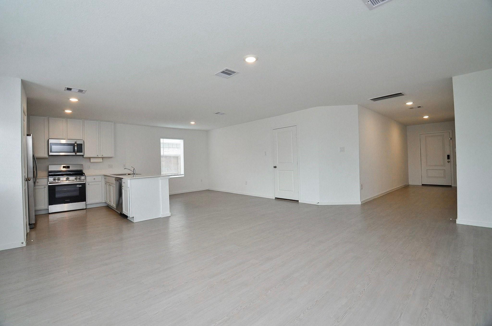 6839 Lantana Leaf Lane Property Photo 7