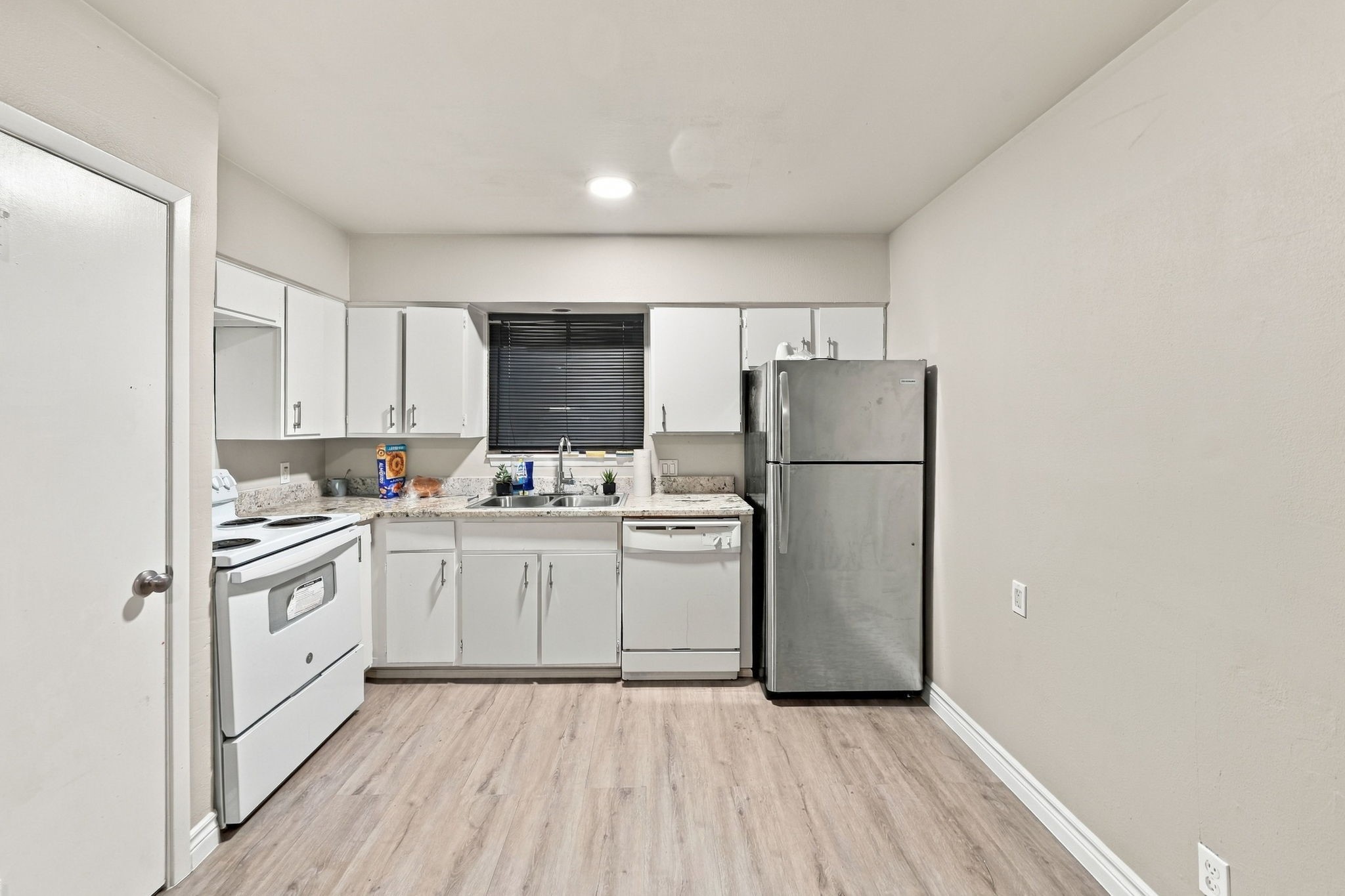 4040 San Felipe Street 202 Property Photo 6